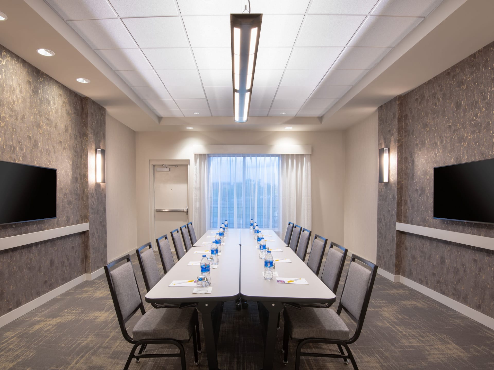 Hyatt Place Denver / Westminster Boardroom