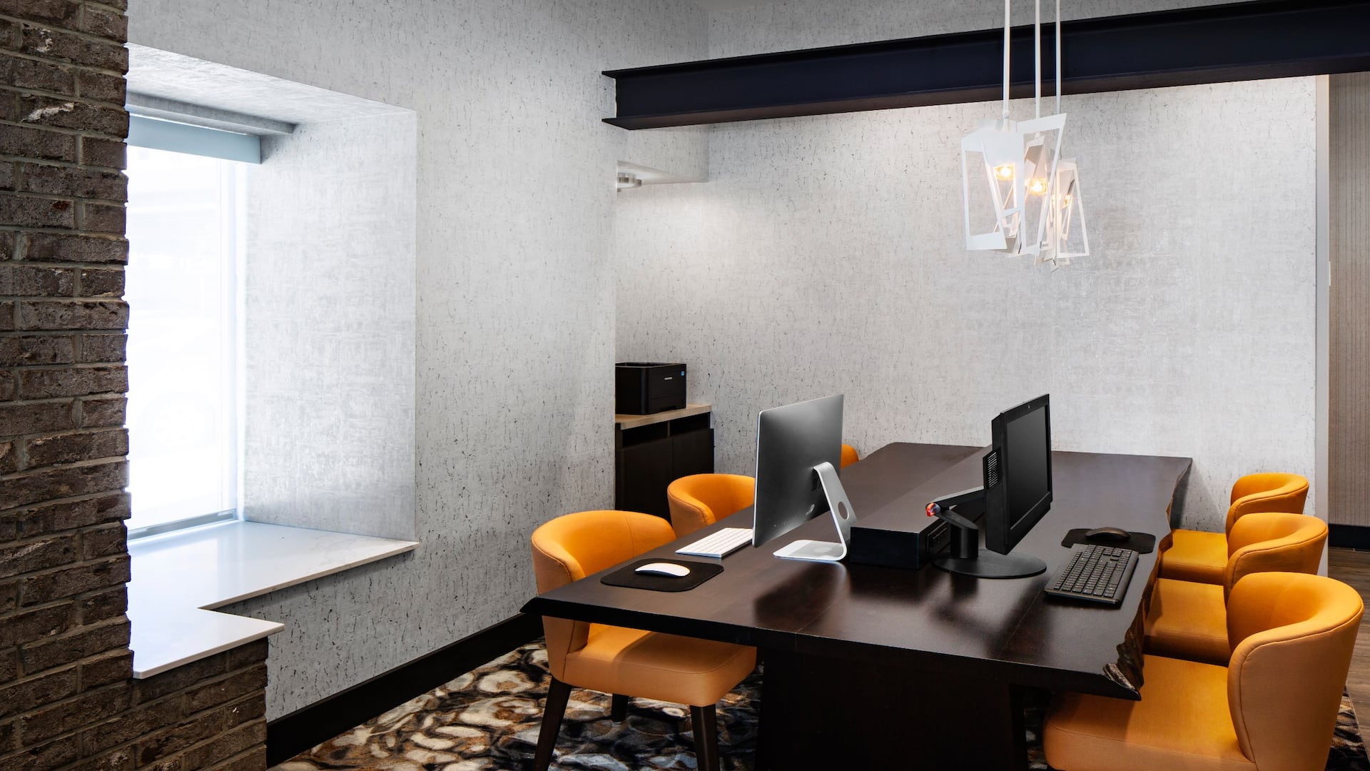 Hyatt Place Long Island City / New York City Business Center