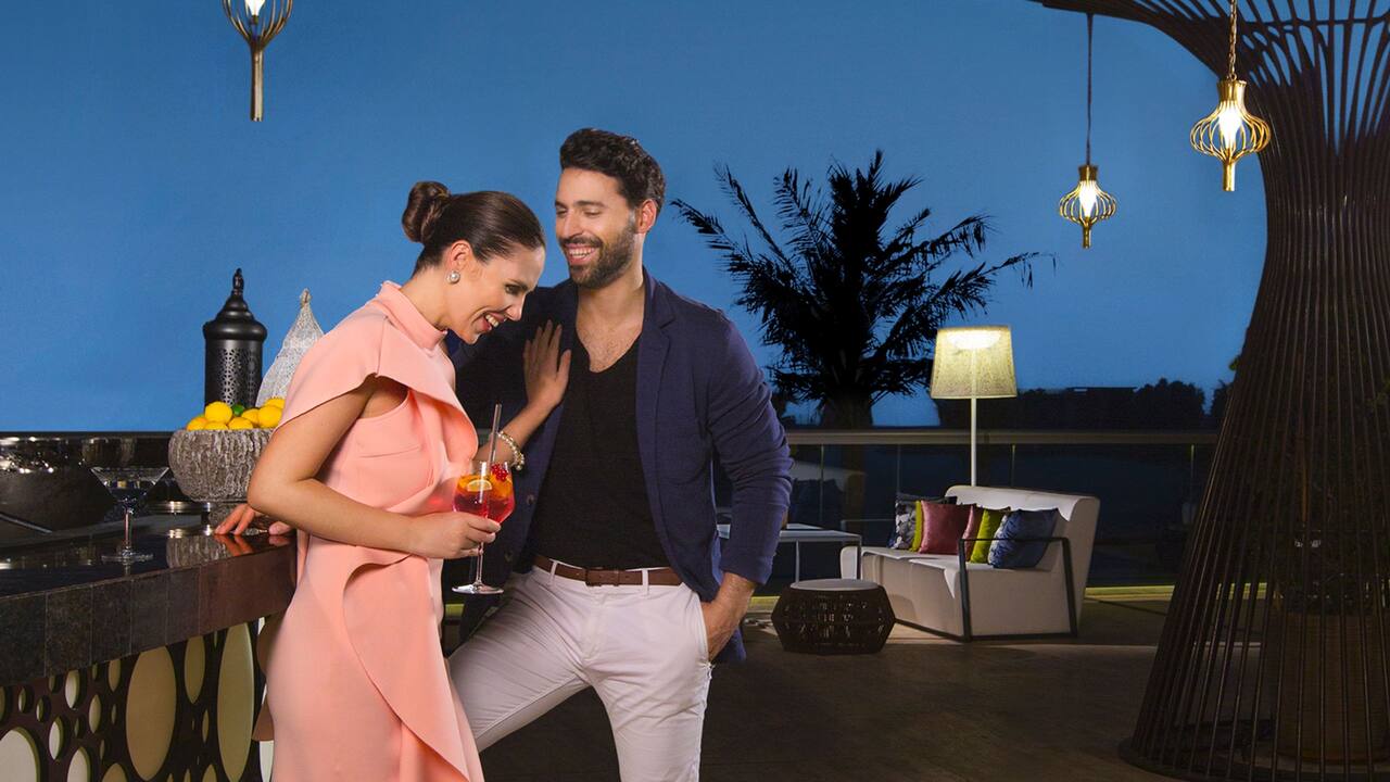Pearl Lounge Terrace Grand Hyatt Abu Dhabi