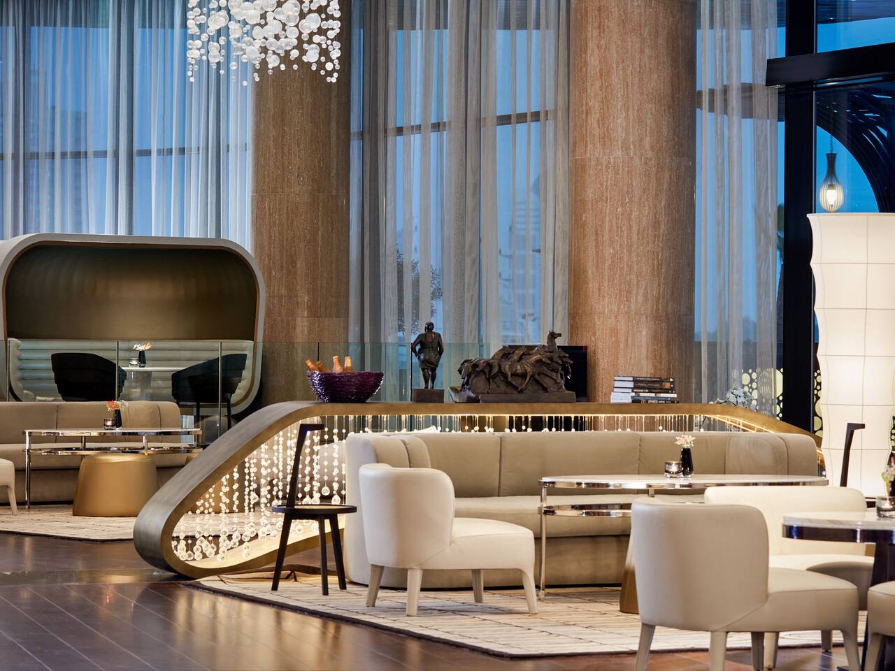 pearl lounge image