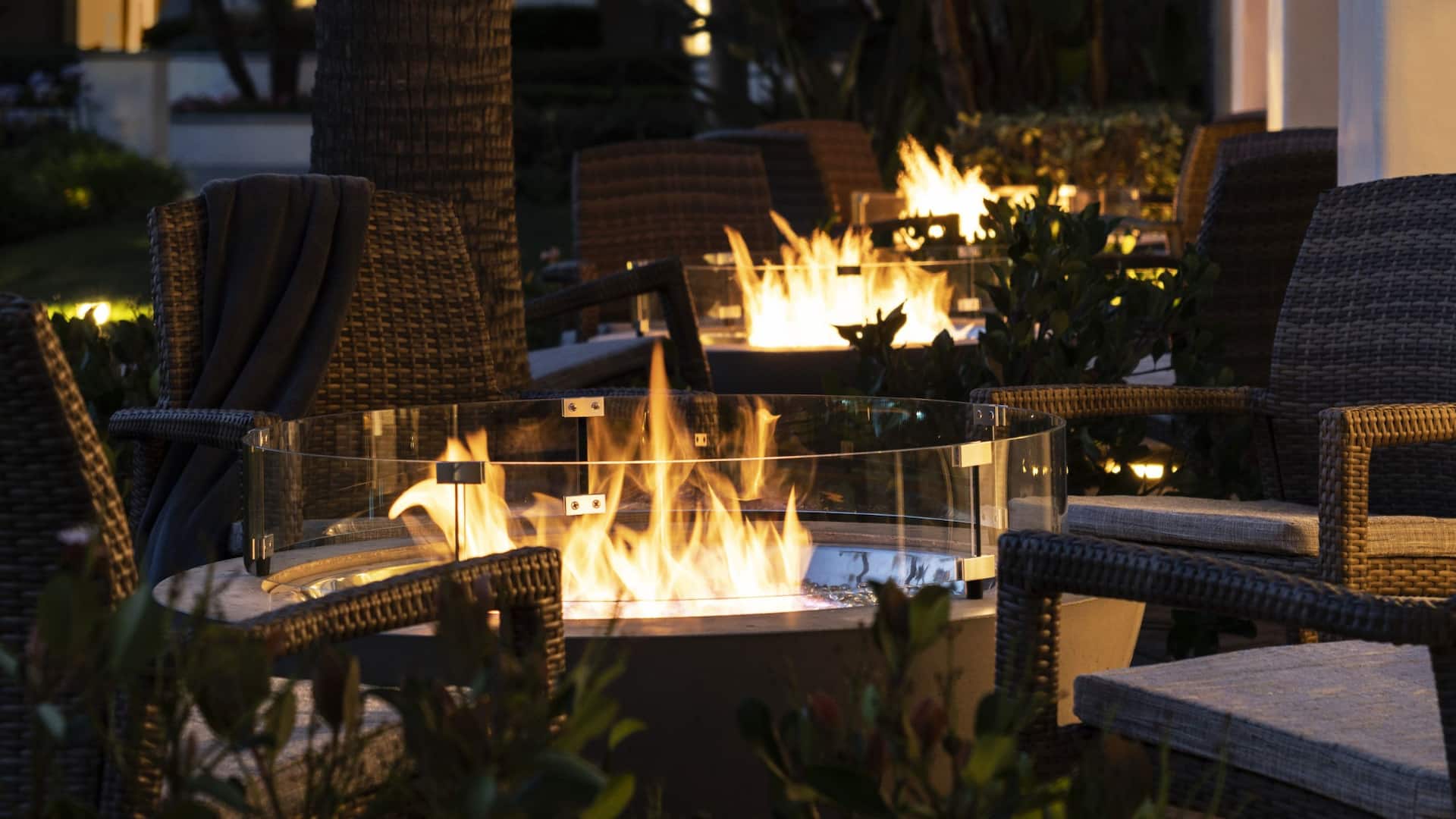 4 of 4 Hyatt Regency Huntington Beach Resort and Spa Firepit