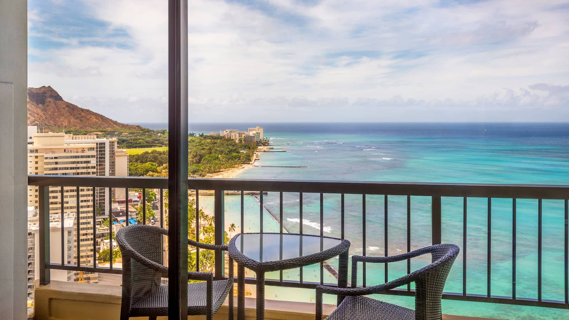 Hotel Photos Hyatt Regency Waikiki Beach Resort And Spa hotel-photos-hyatt-regency-waikiki-beach-resort-and-spa