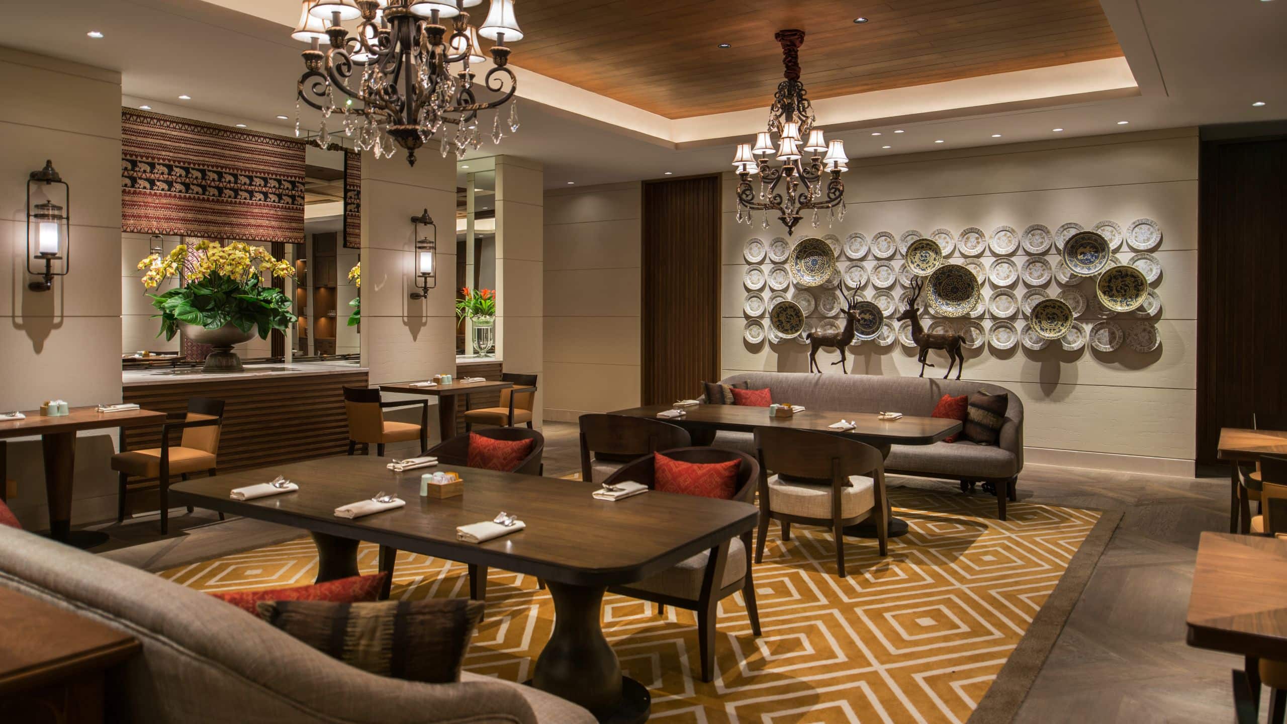 Grand Café Lounge Section