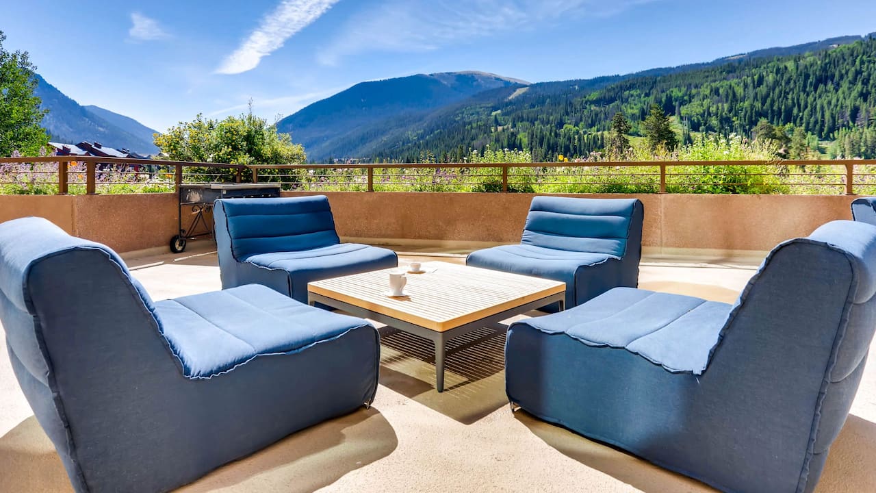 Hyatt Place Keystone Outdoor Patio