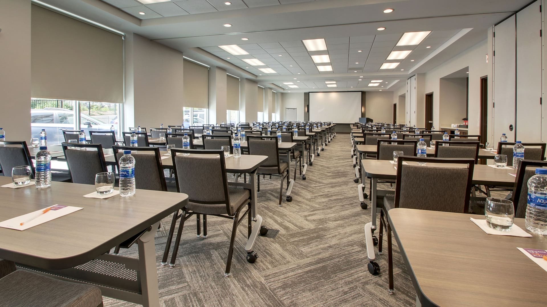 Hyatt Place Milwaukee Downtown Meeting Room