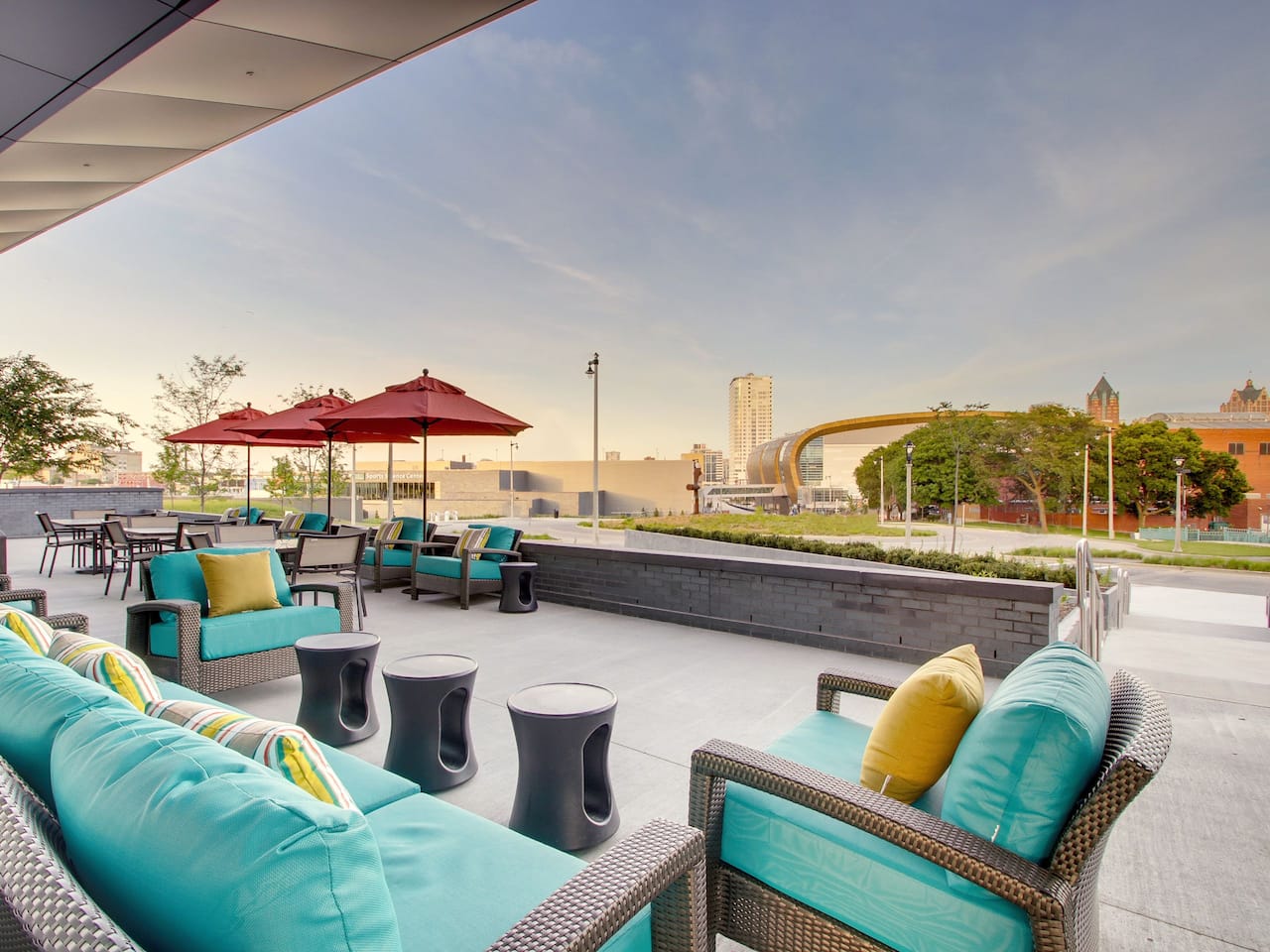 Hotel Near Fiserv Forum at Hyatt Place Milwaukee Downtown