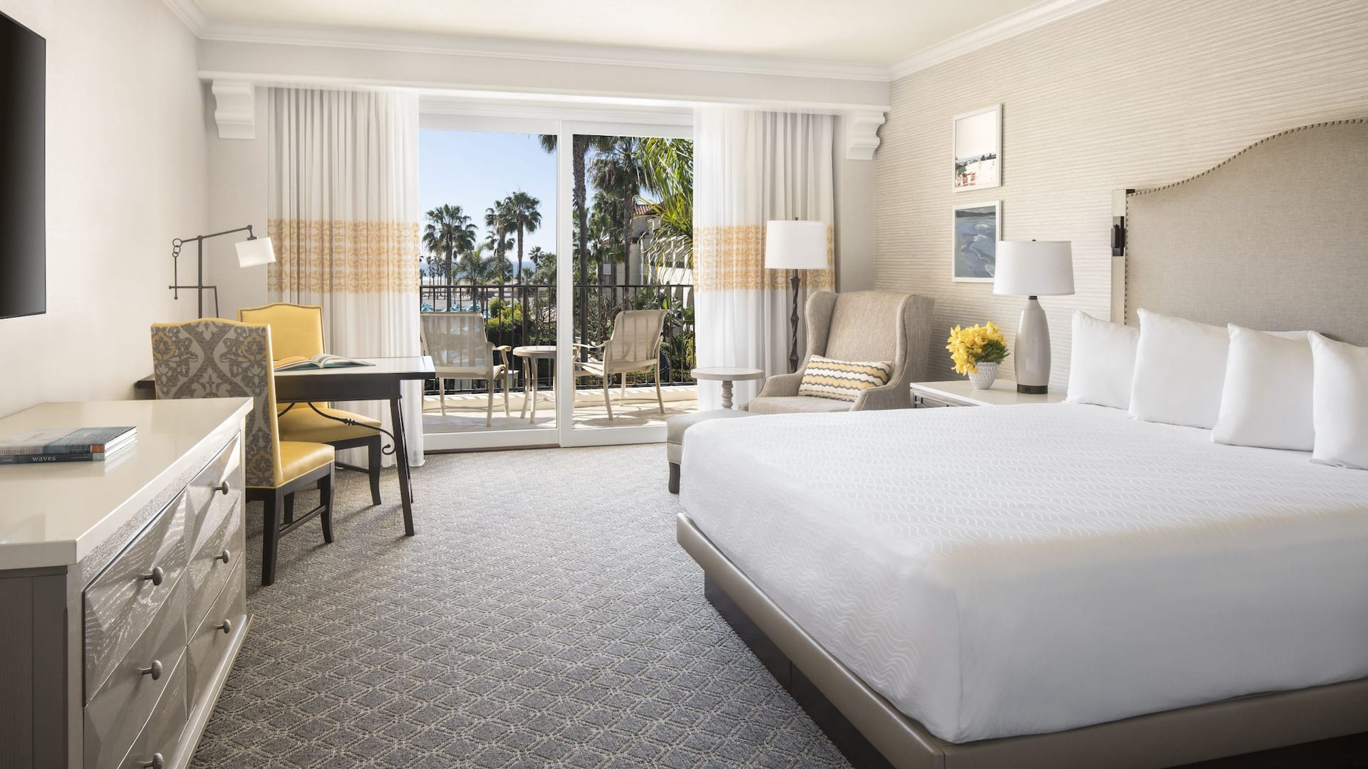 1 of 7 Hyatt Regency Huntington Beach Resort and Spa King Partial Ocean View