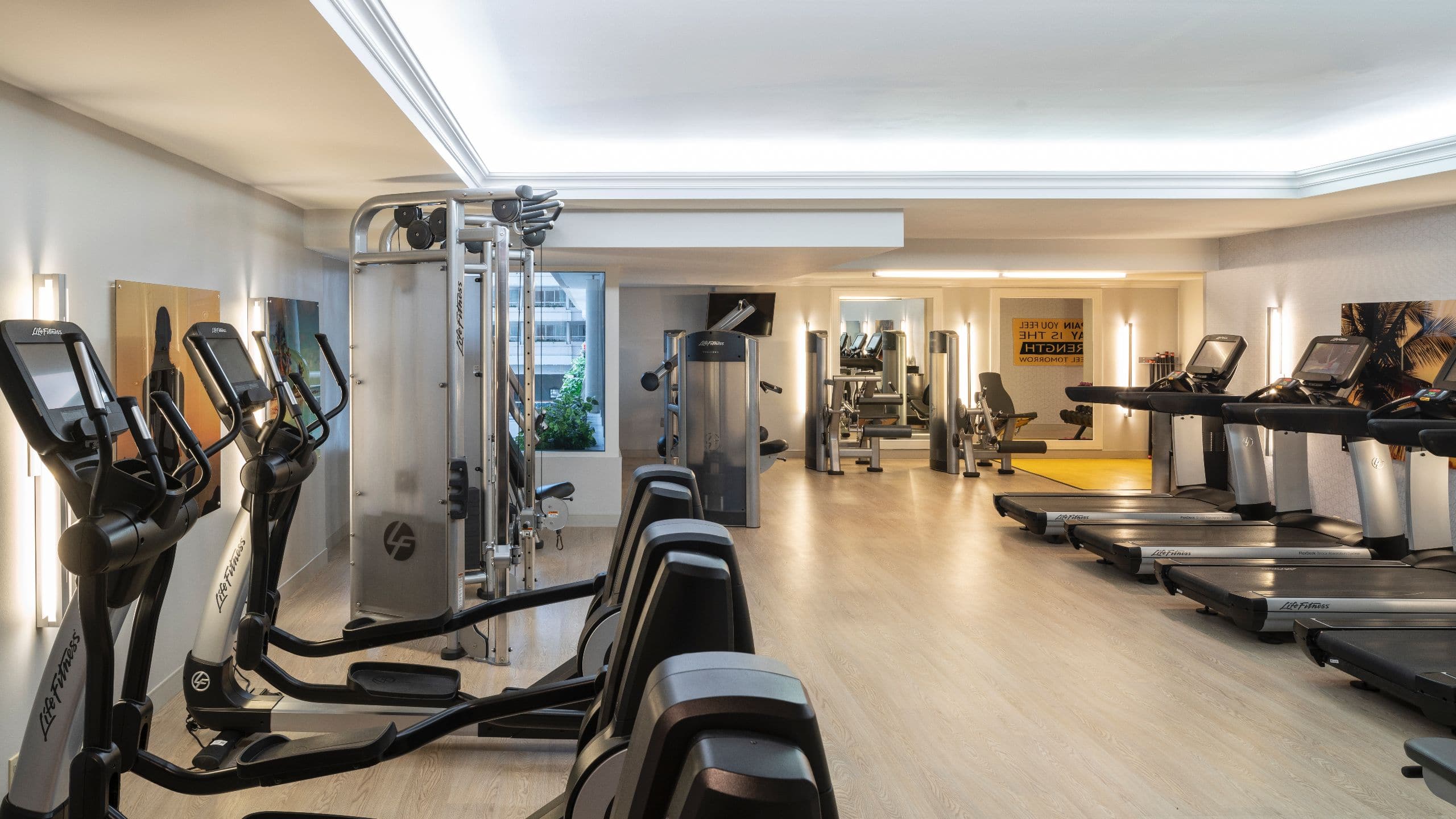 Hyatt Regency Orlando International Airport Fitness Center