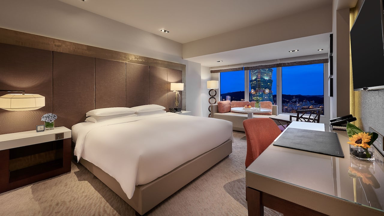 Best Hyatt Category 1-4 Hotels & Resorts Best Hyatt Category 1-4 Hotels & Resorts