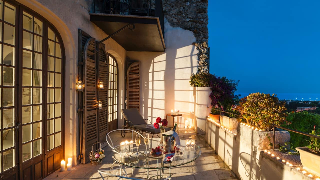 Terrace Prestige Suite by night