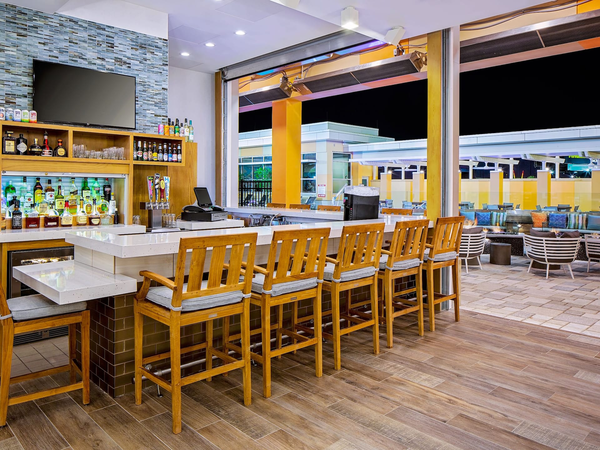 Hyatt House across from Universal Orlando Resort™ H Bar