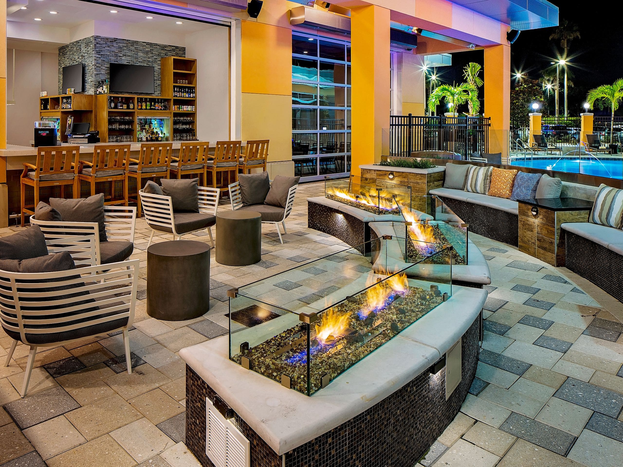 Universal Orlando Resort Hotel | Hyatt House Across from