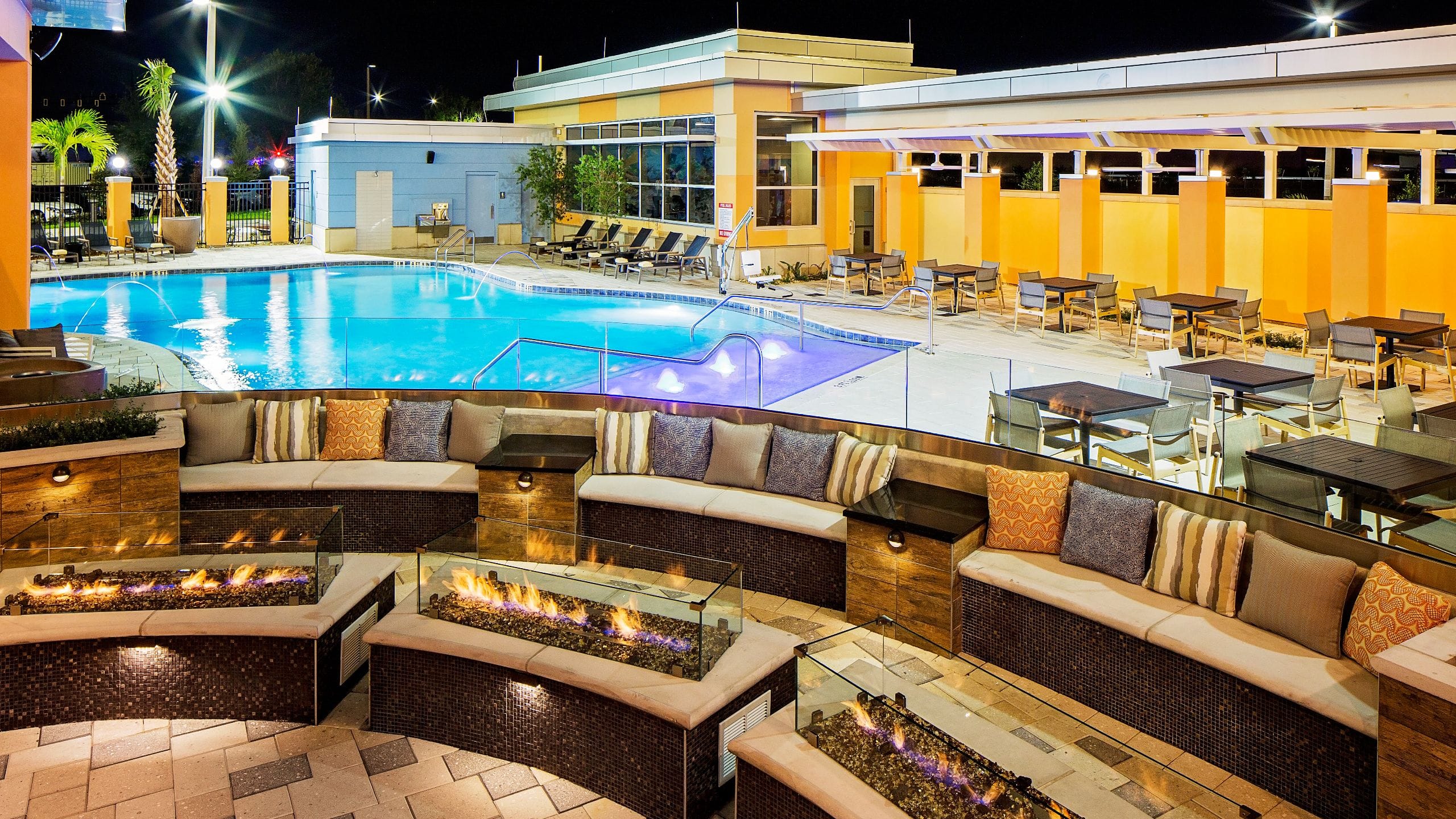 Universal Orlando Resort Hotel Hyatt House Across from Universal