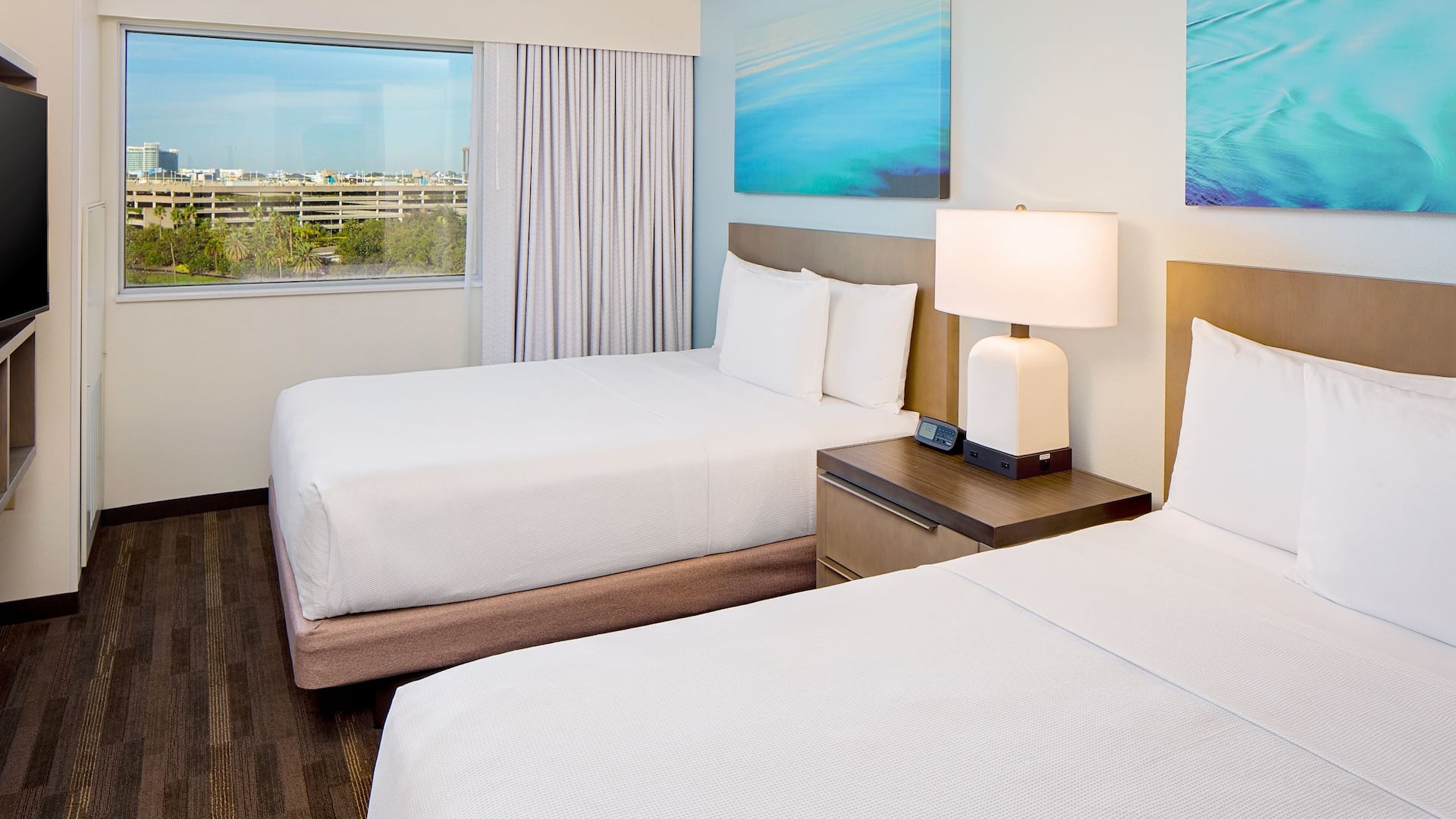 Hyatt House across from Universal Orlando Resort™ Small One Bedroom