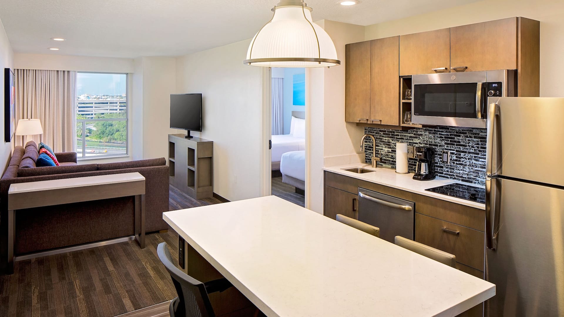 第 2，共 4 Hyatt House across from Universal Orlando Resort™ Small One Bedroom Kitchen