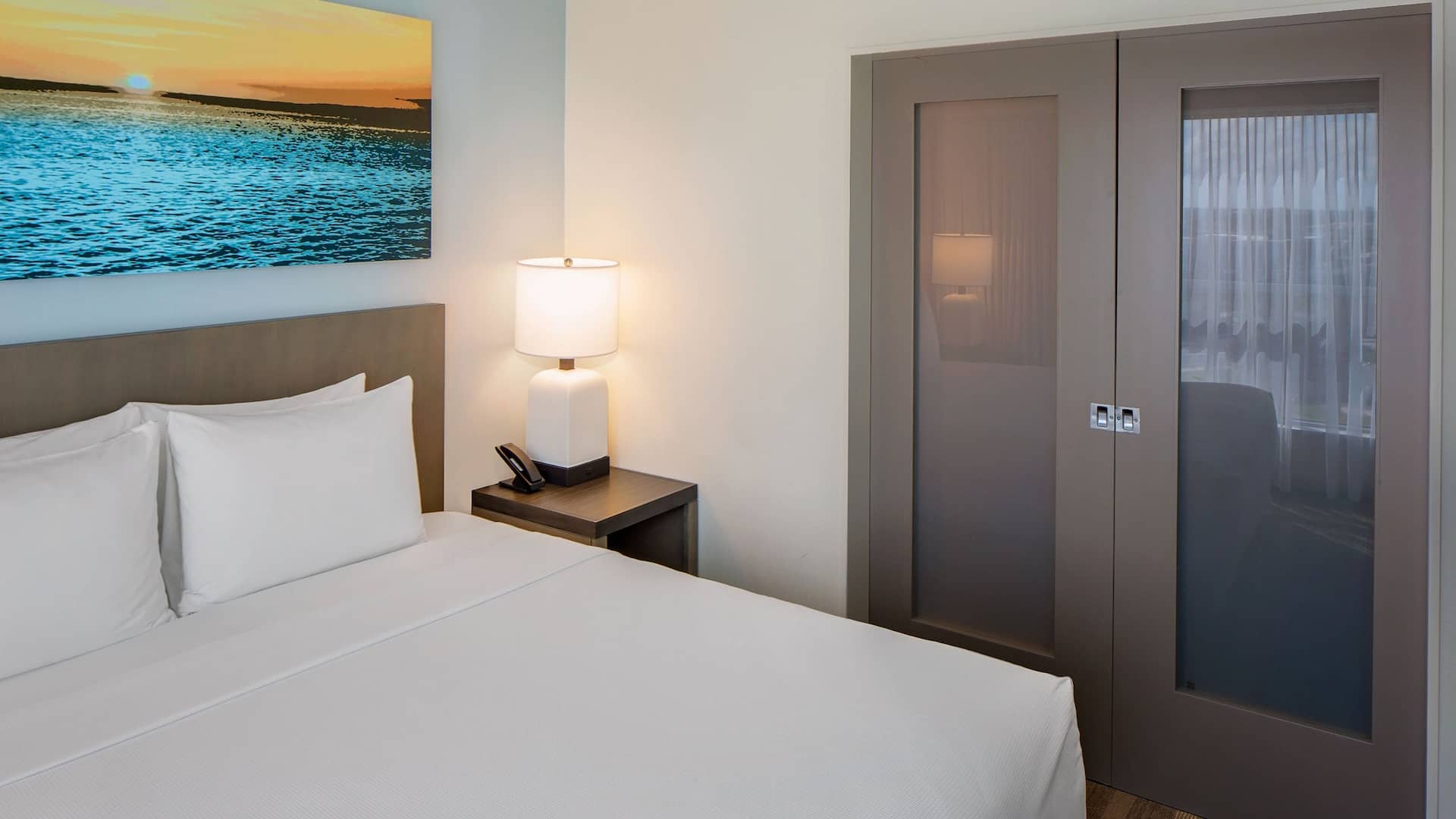Hyatt House across from Universal Orlando Resort™ Specialty Family Suite