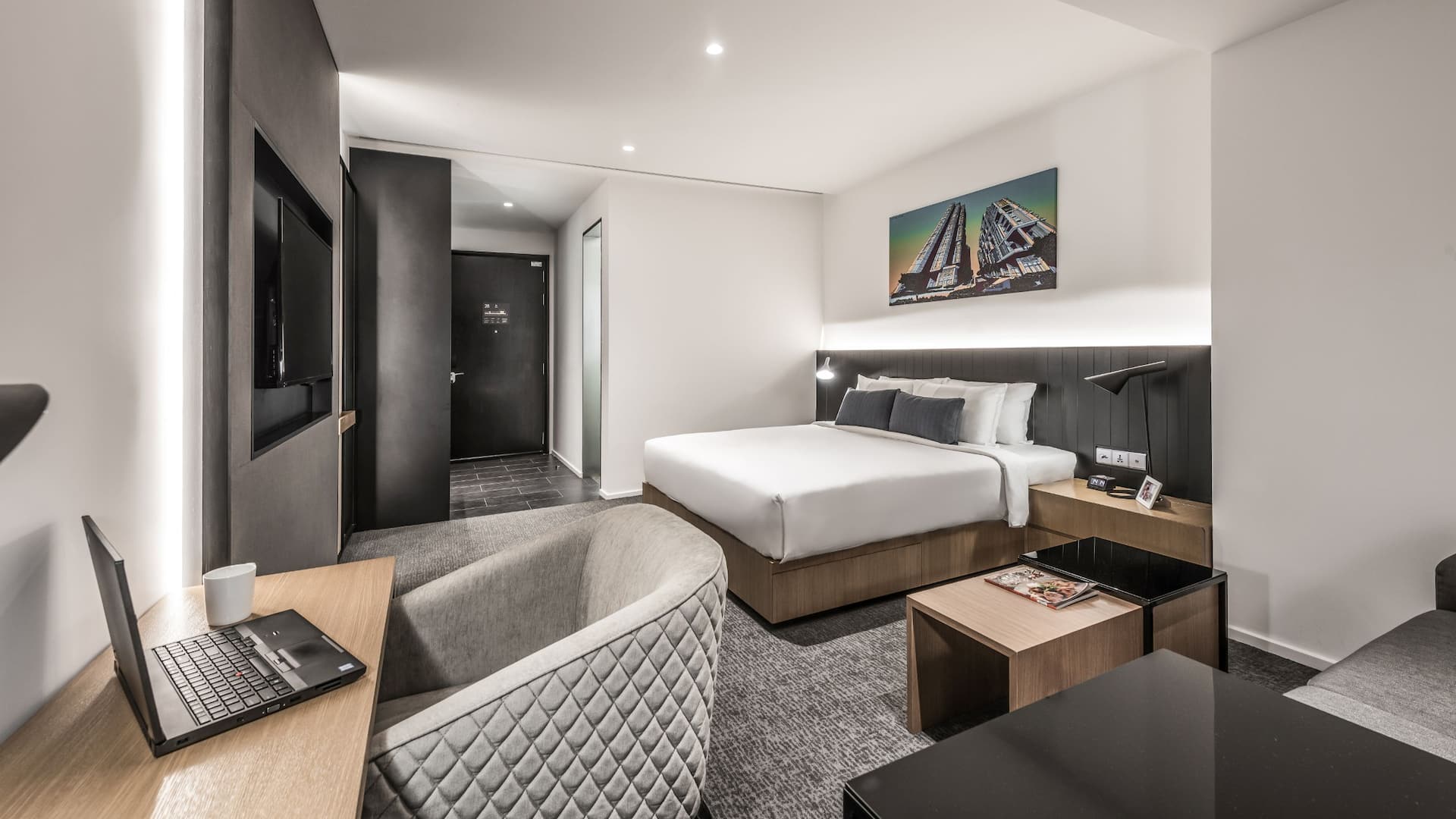 1/2 Hyatt House Kuala Lumpur, Mont Kiara Den Room