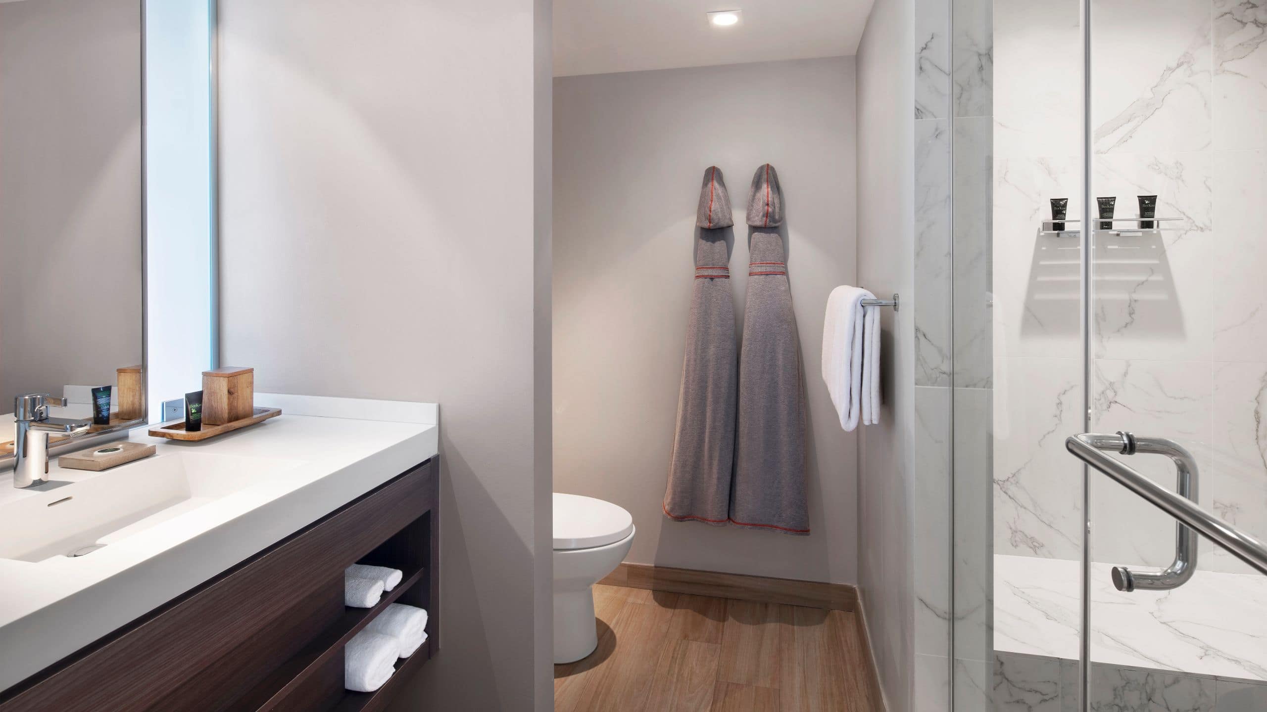 5 из 6 Hyatt Centric South Beach Miami Bathroom