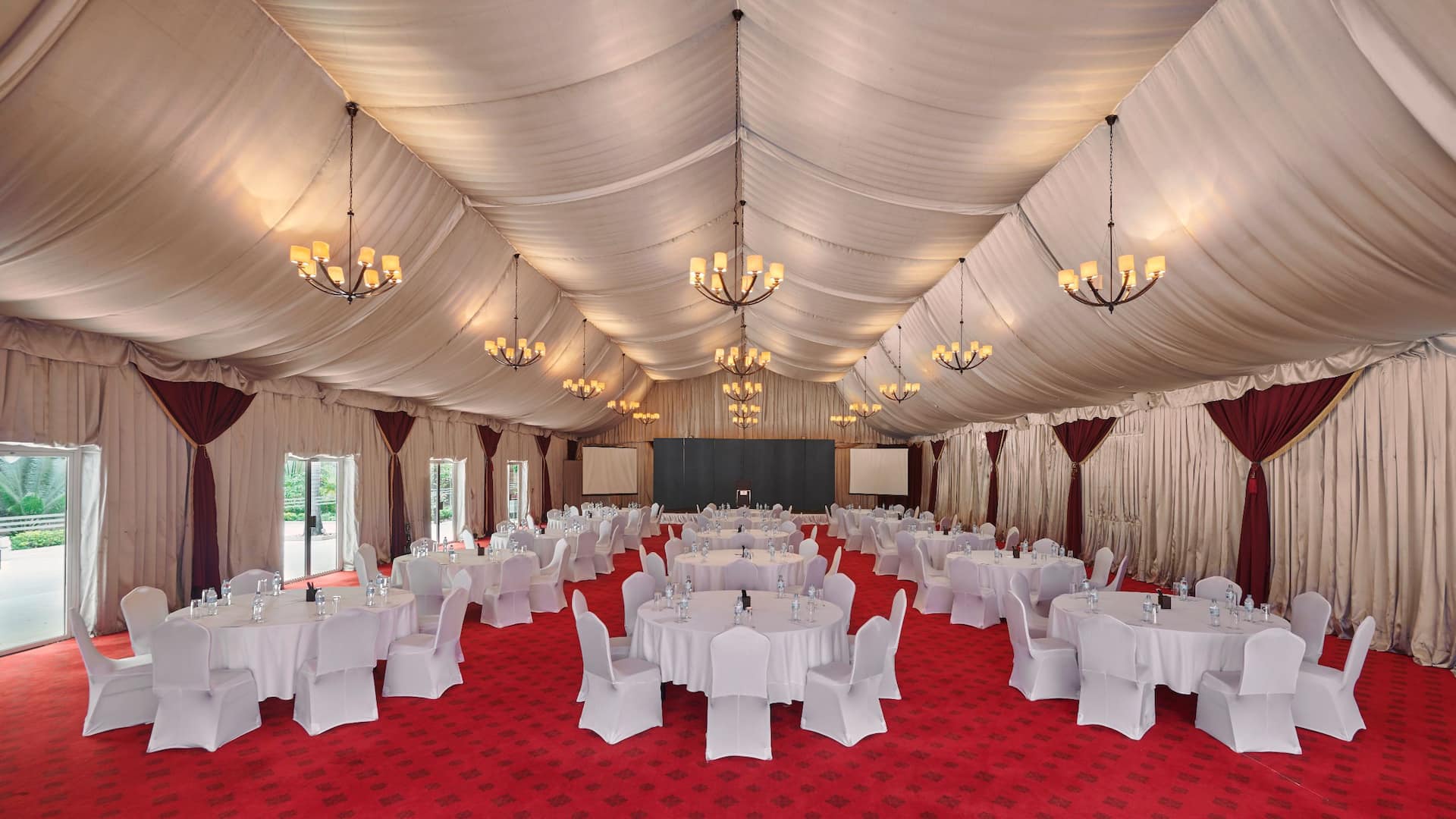 3 of 3 Hyatt Regency Dar es Salaam, The Kilimanjaro Marquee Hall Cabaret