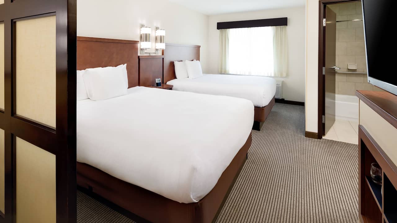 Two queen beds
