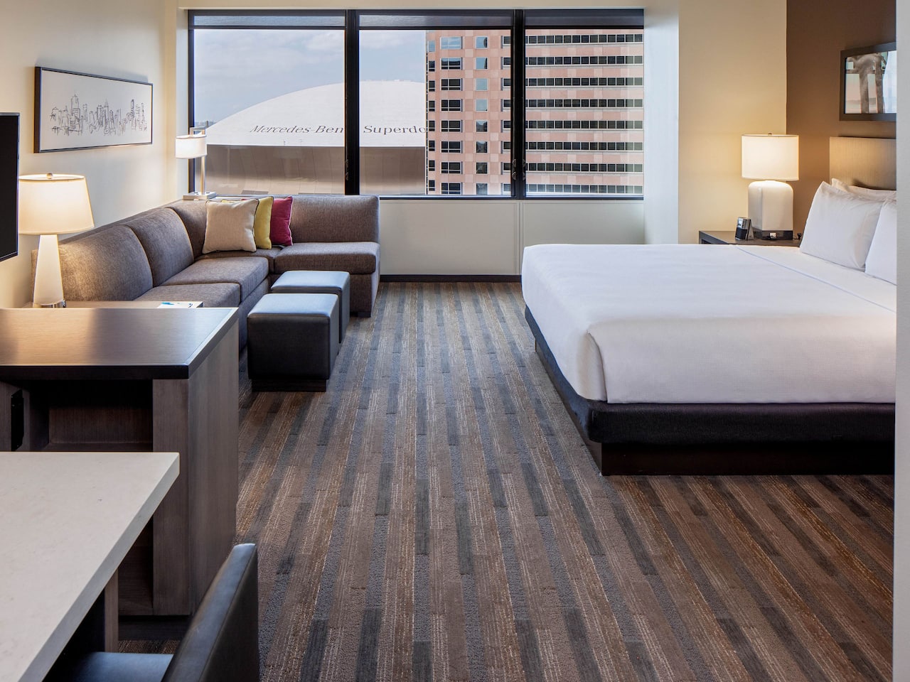 Hyatt House New Orleans/Downtown Studio Suite with Laptop