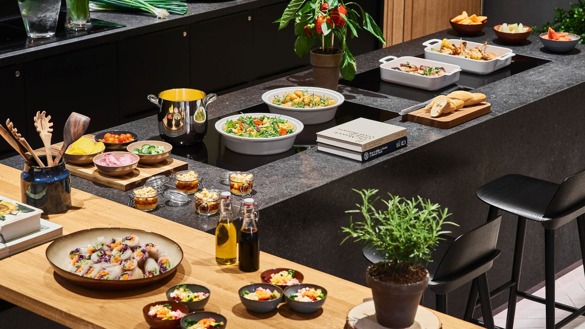 6 of 9 Hyatt Regency Amsterdam Meeting Events Foyer Lunch Break
