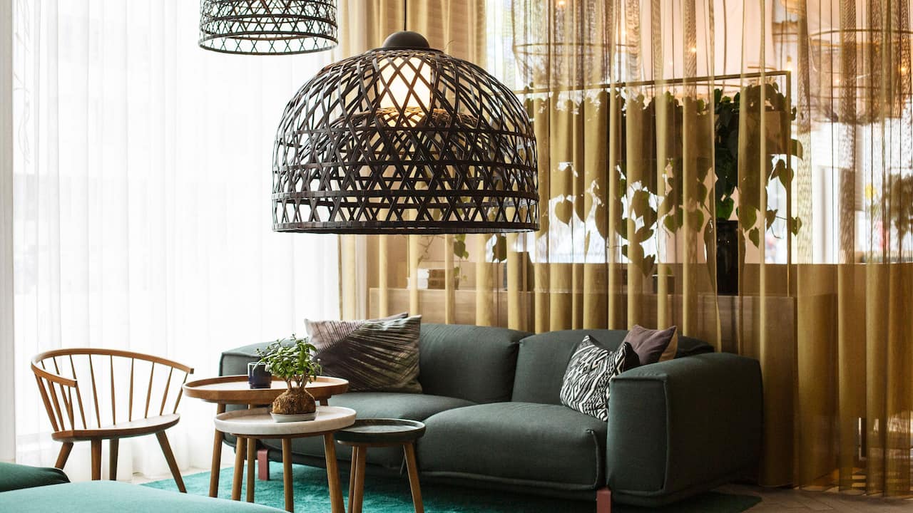 Mama Makan Sofa Curtain