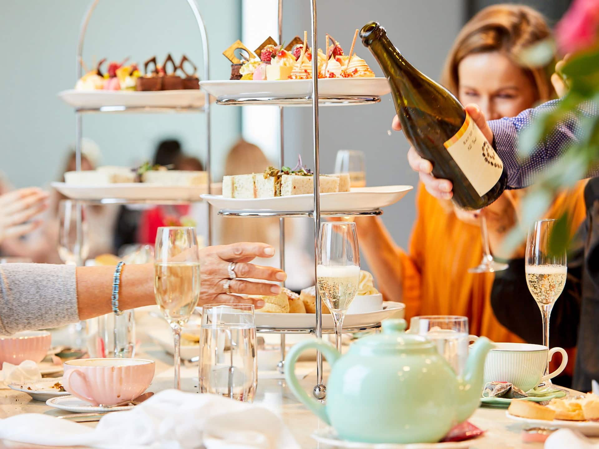 Hyatt Place Melbourne, Essendon Fields High Tea Champagne