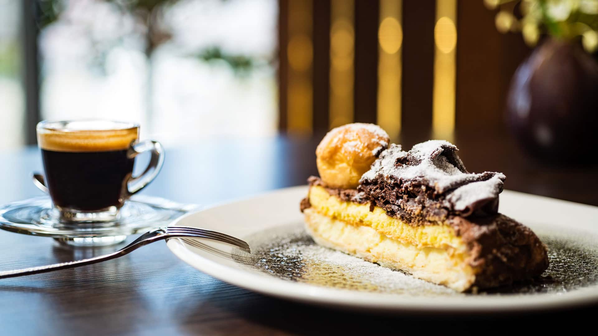 Profiterole cake at Grissini Restaurant of Hyatt Regency Cologne