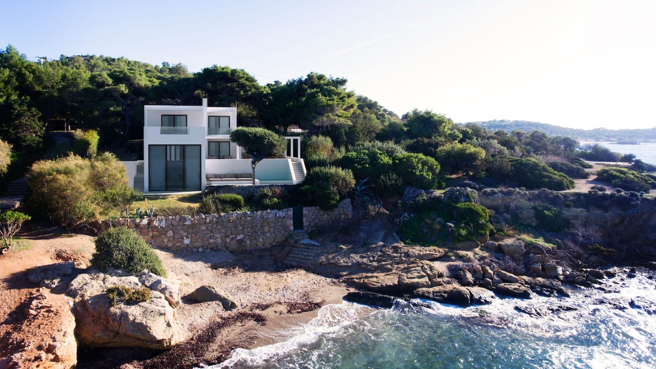 The Margi Villa sit upon a cliff overlooking the sea