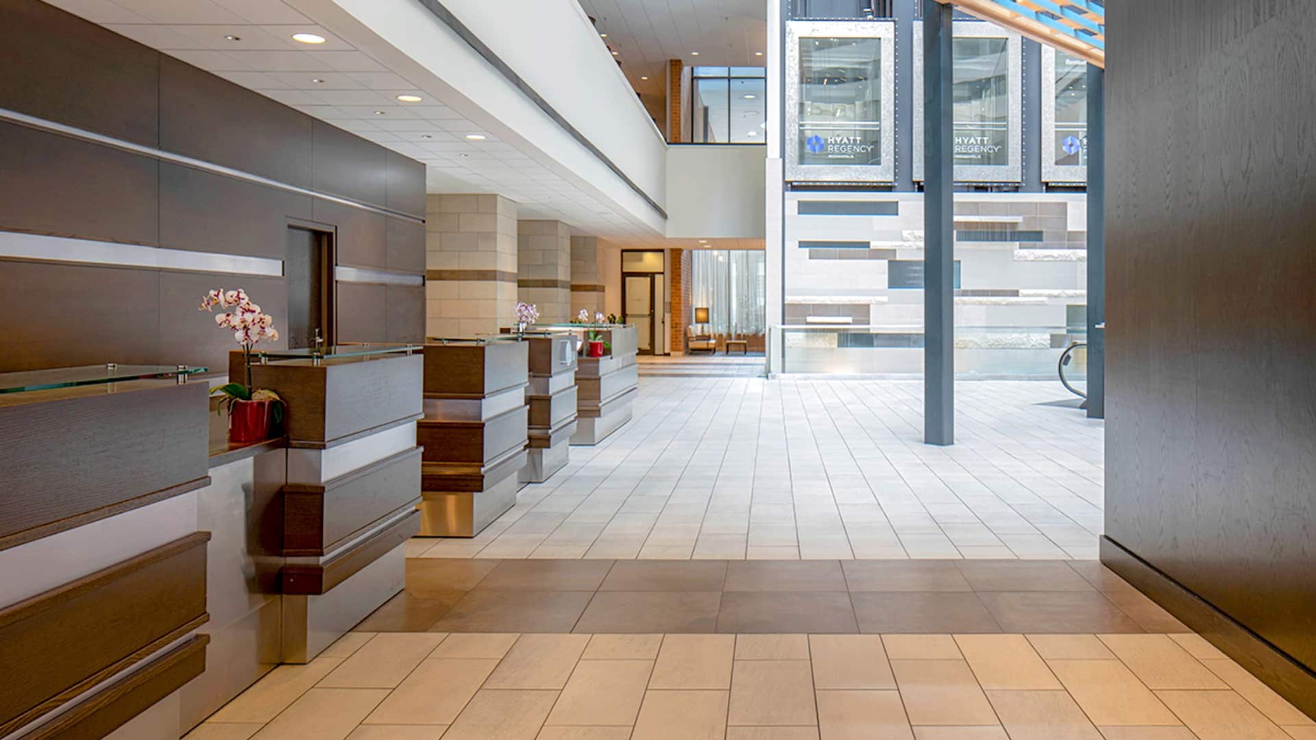 Hyatt Regency Indianapolis Front Desk
