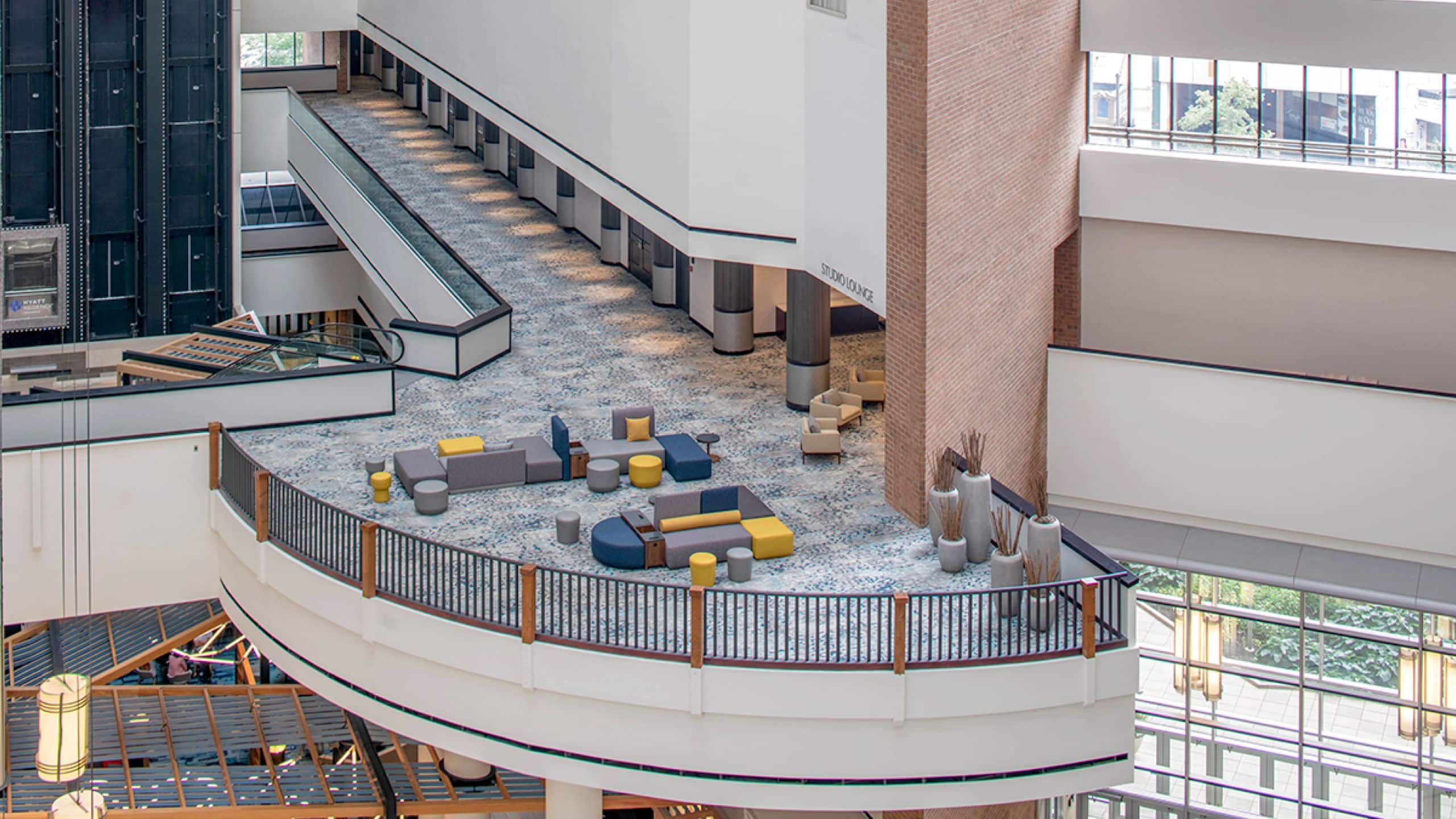 Hyatt Regency Indianapolis Studio Lounge