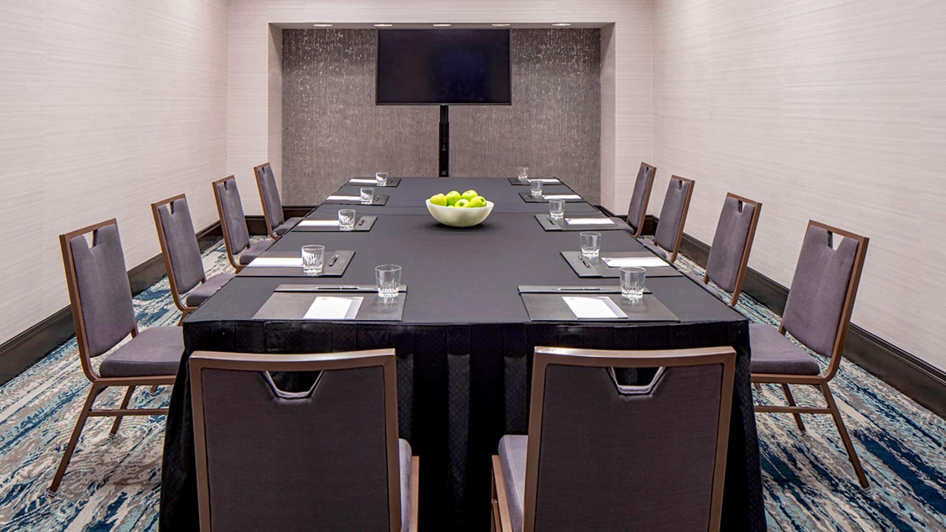 Hyatt Regency Indianapolis Boardroom