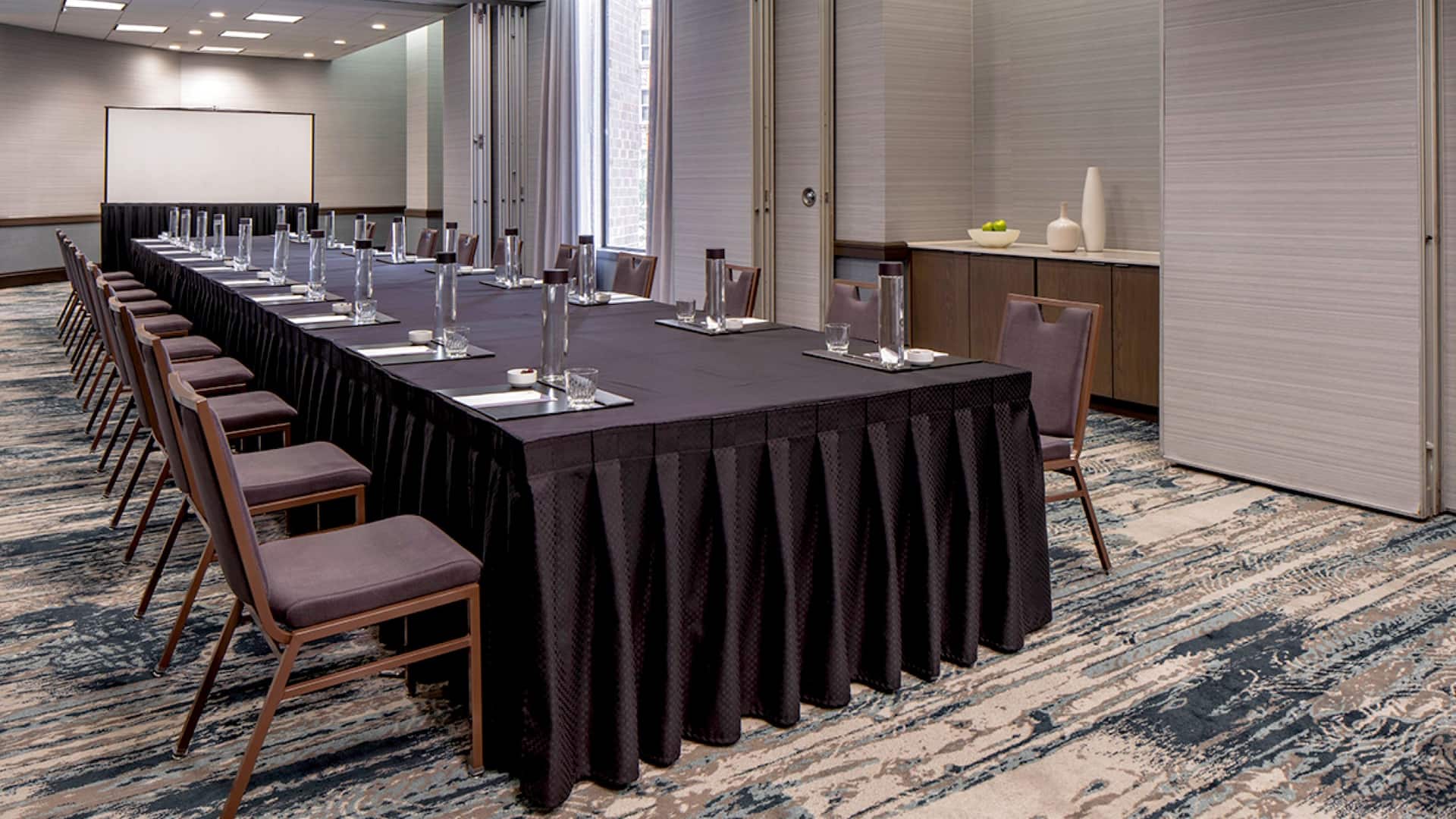 Hyatt Regency Indianapolis Conference Theater