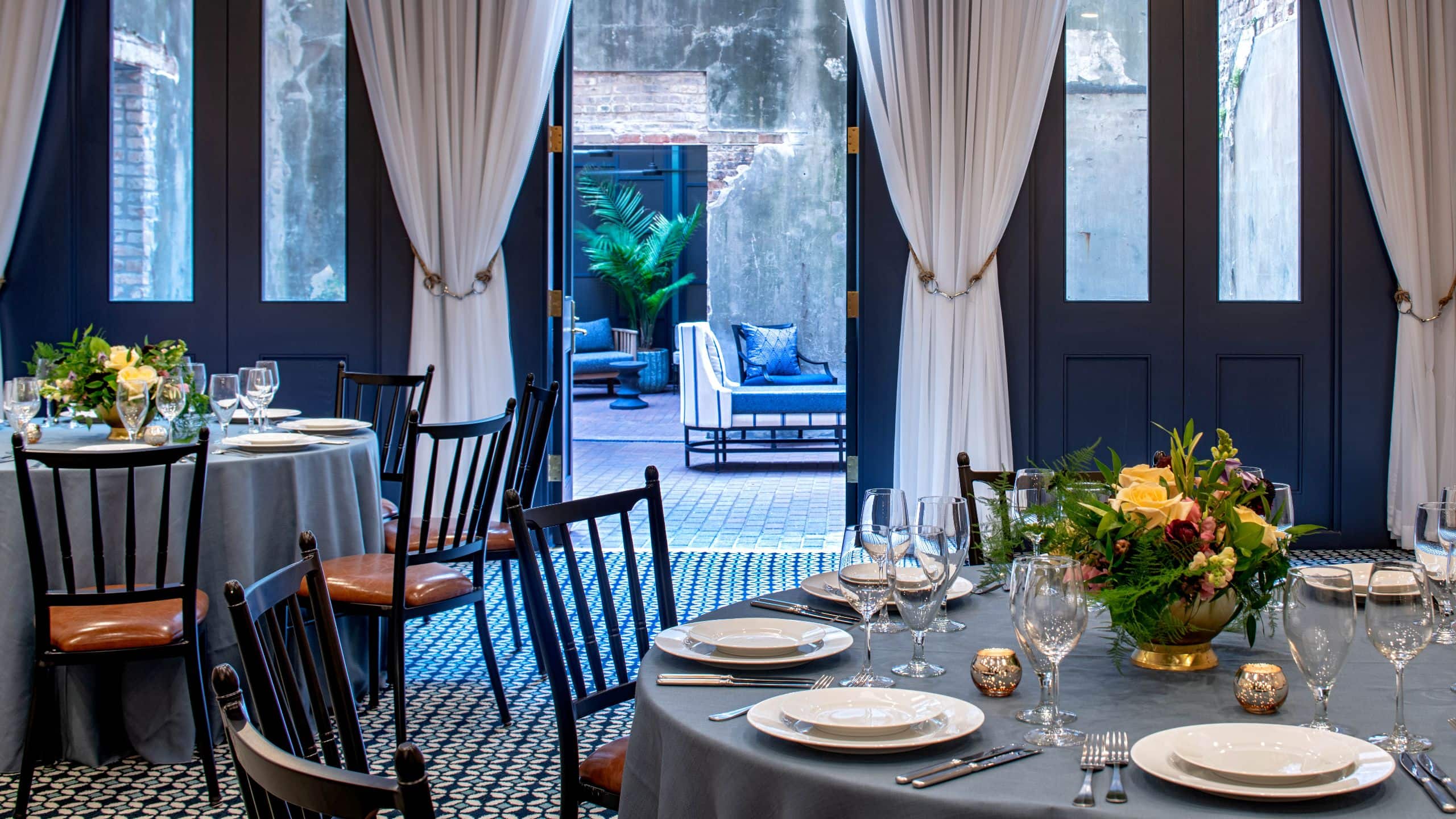 5 of 6 The Eliza Jane Holbrook Banquet Detail