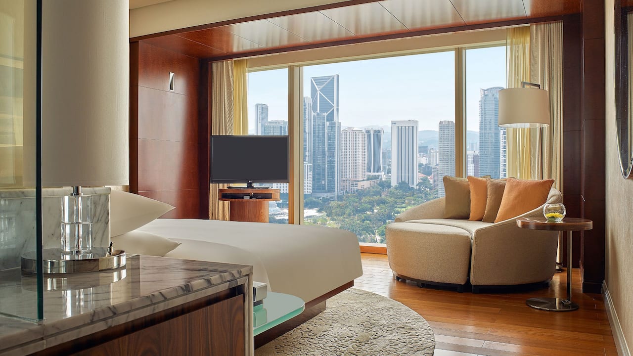 Grand Executive Suite - Bedroom