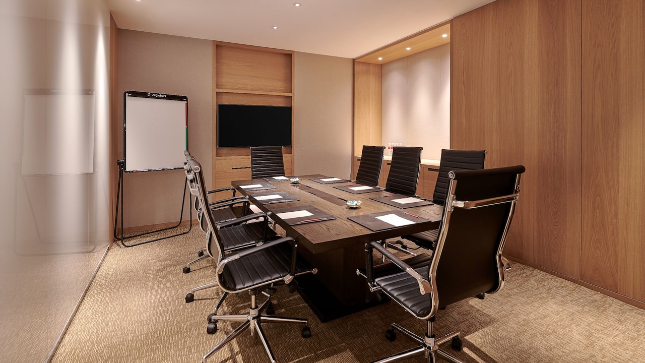 Business Center Meeting Room