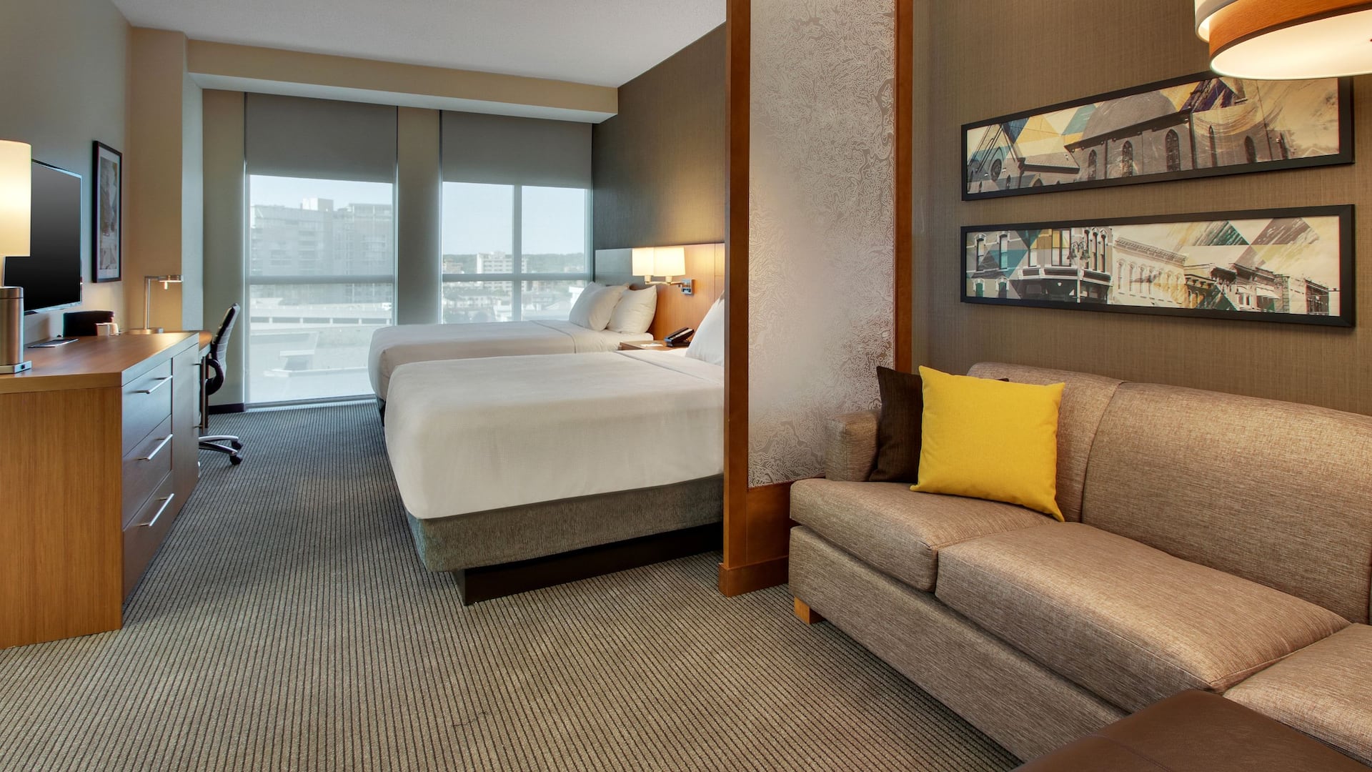1 из 1 Hyatt Place Iowa City Downtown Queen Guestroom
