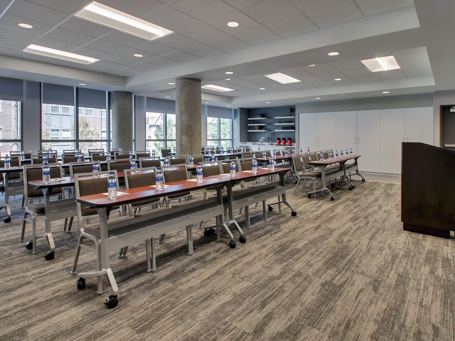 Hyatt Place Iowa City Downtown Meeting Room