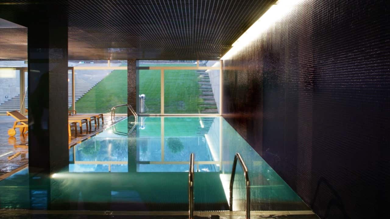 Indoors Pool