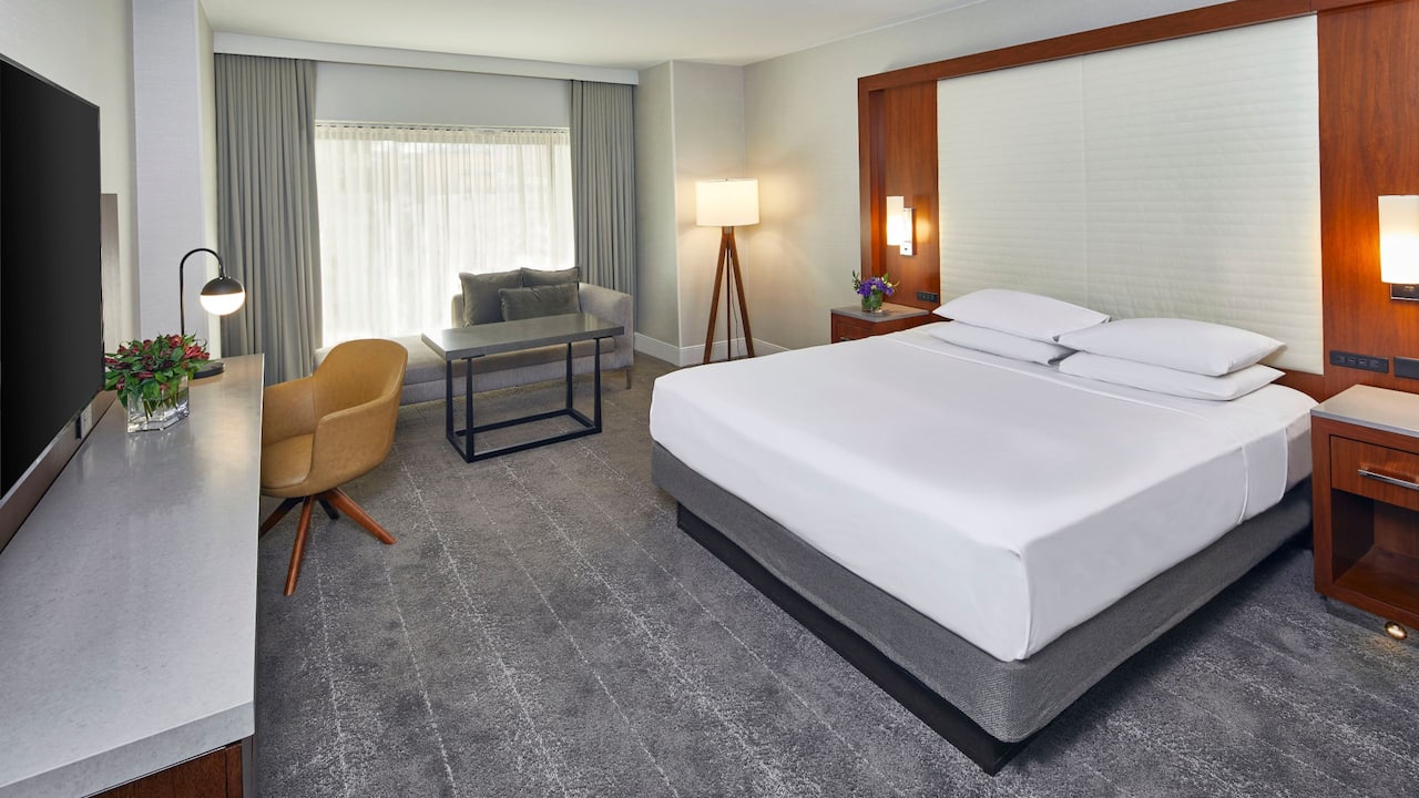 International Tower King Room Hyatt Regency Atlanta