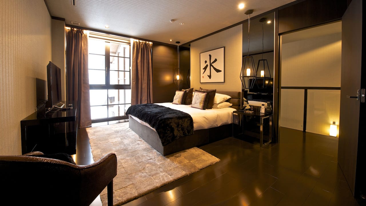 Luxurious master bedroom