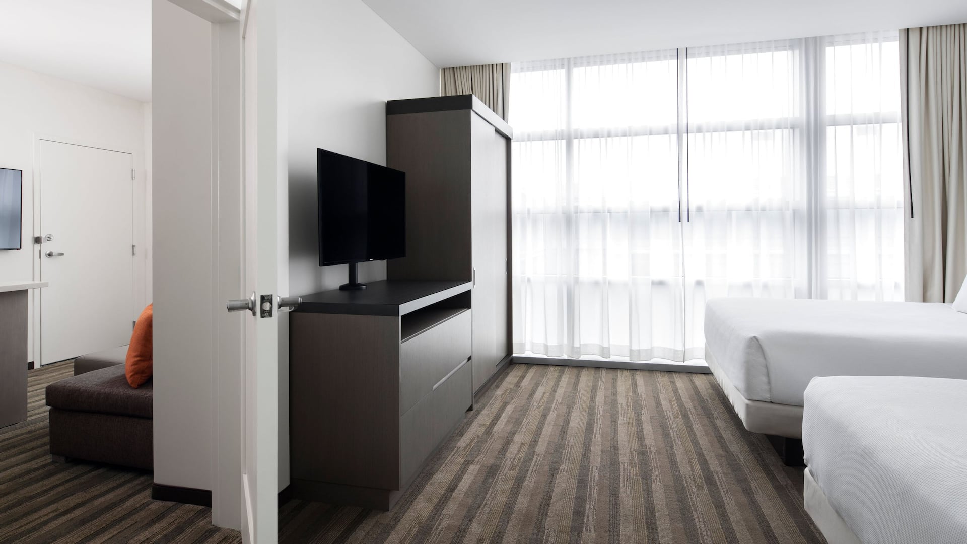 Hyatt House Washington DC / The Wharf Two Queen Bed Guestroom