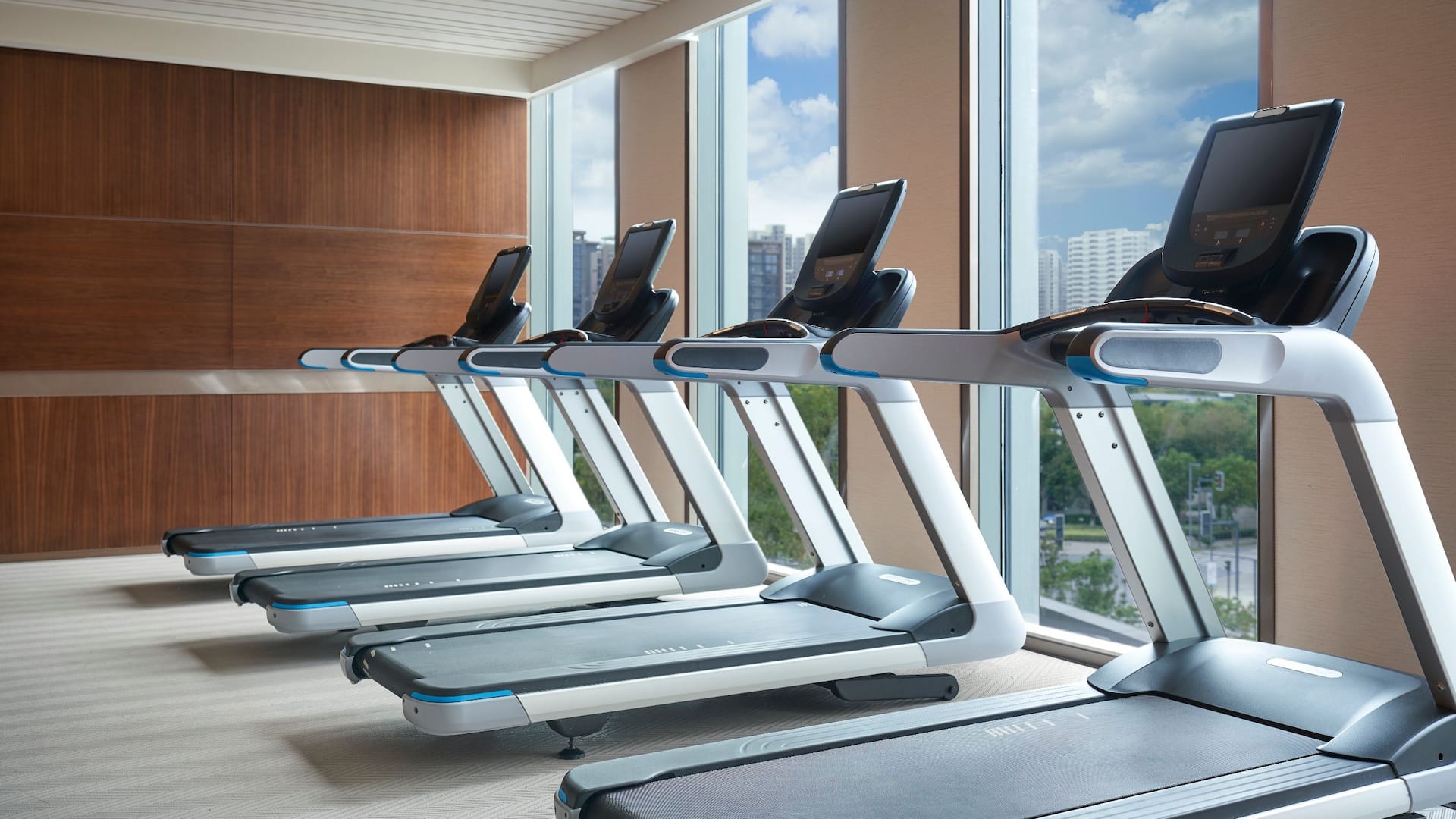 Hyatt Regency Shanghai Jiading Gym Room