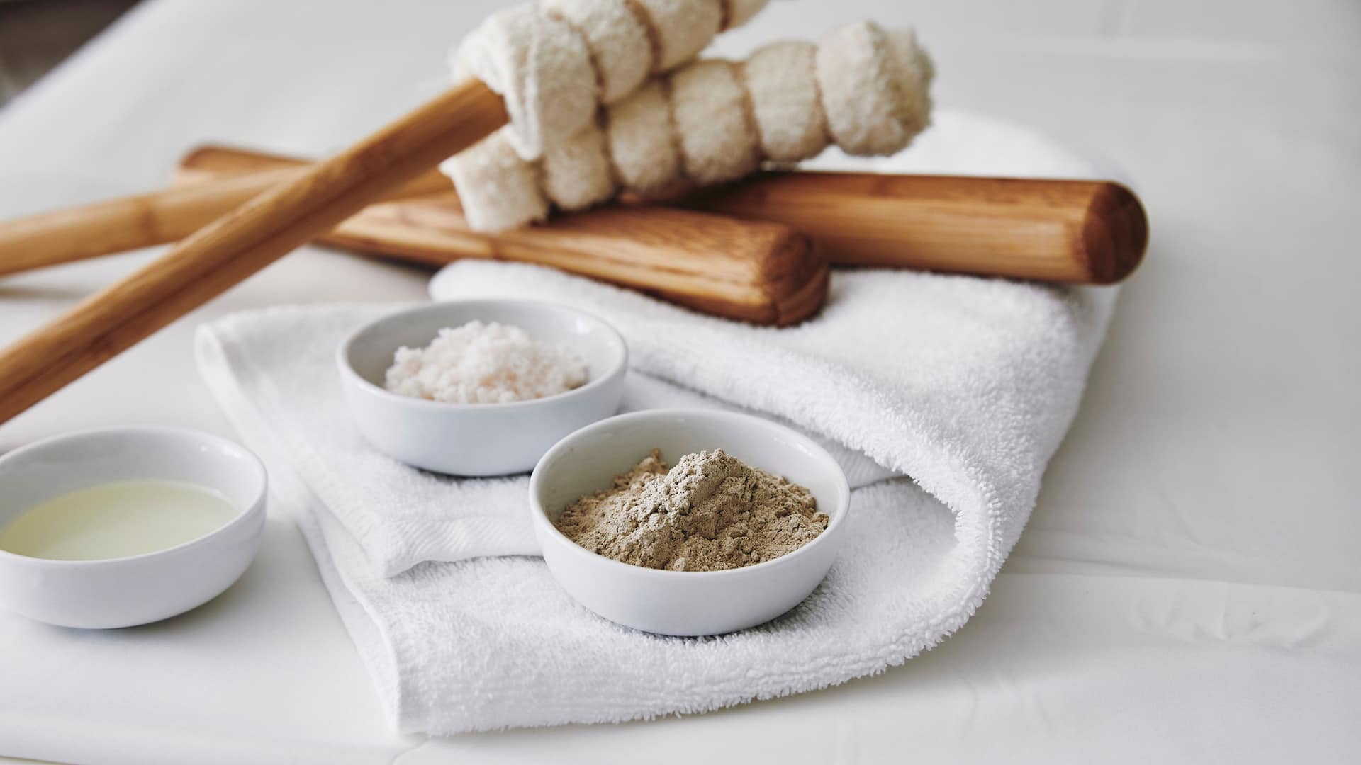 Hyatt Regency Sydney Spa Tools