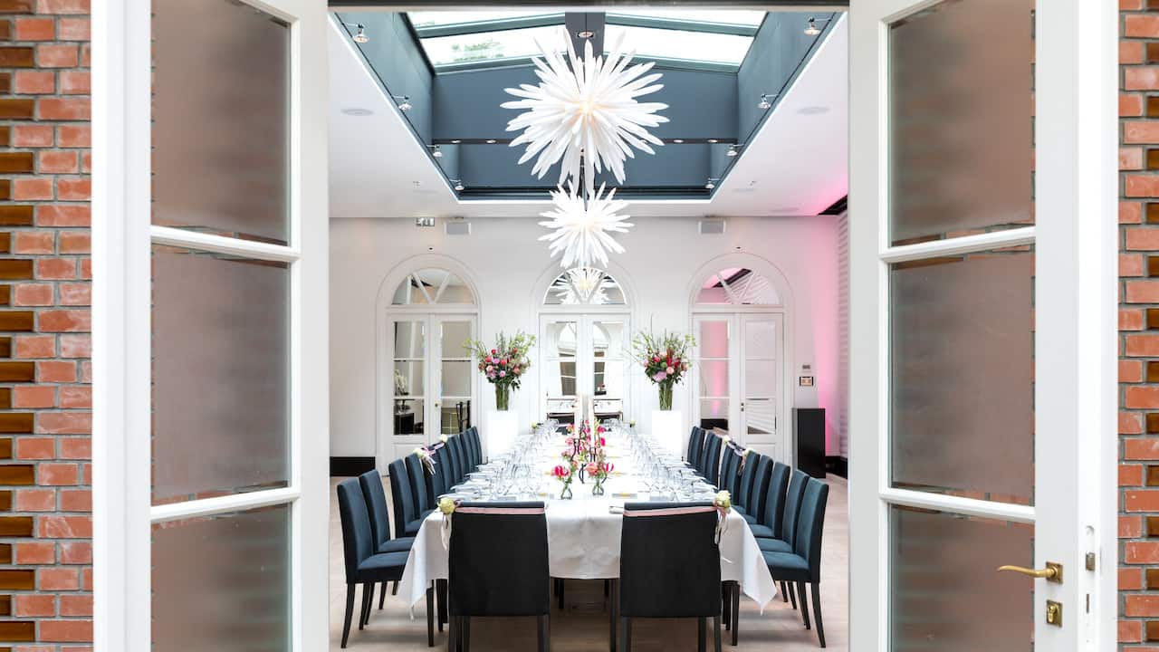 Ariana Bloktafel Diner