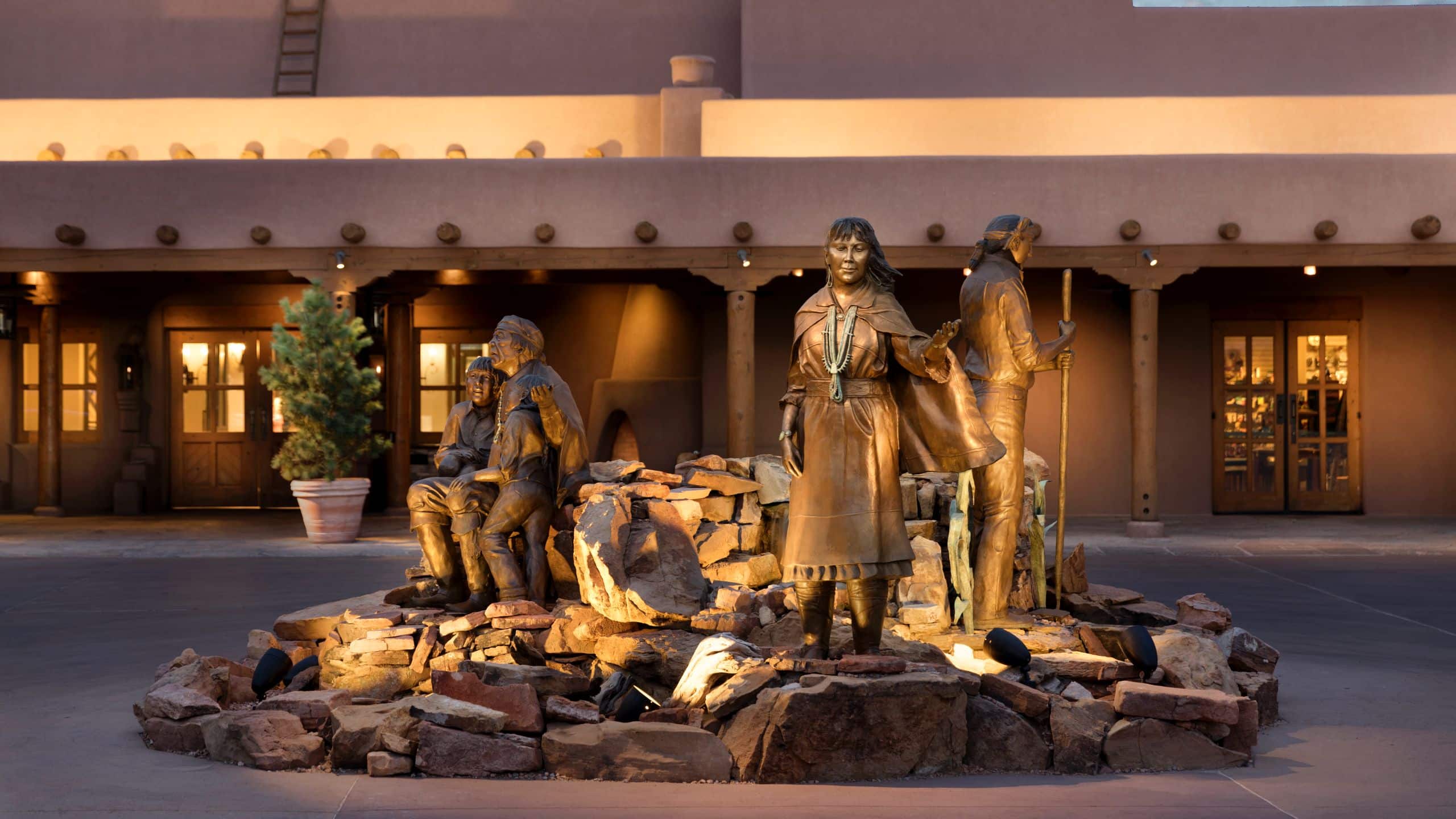 Hyatt Regency Tamaya Resort and Spa Plaza Sculpture
