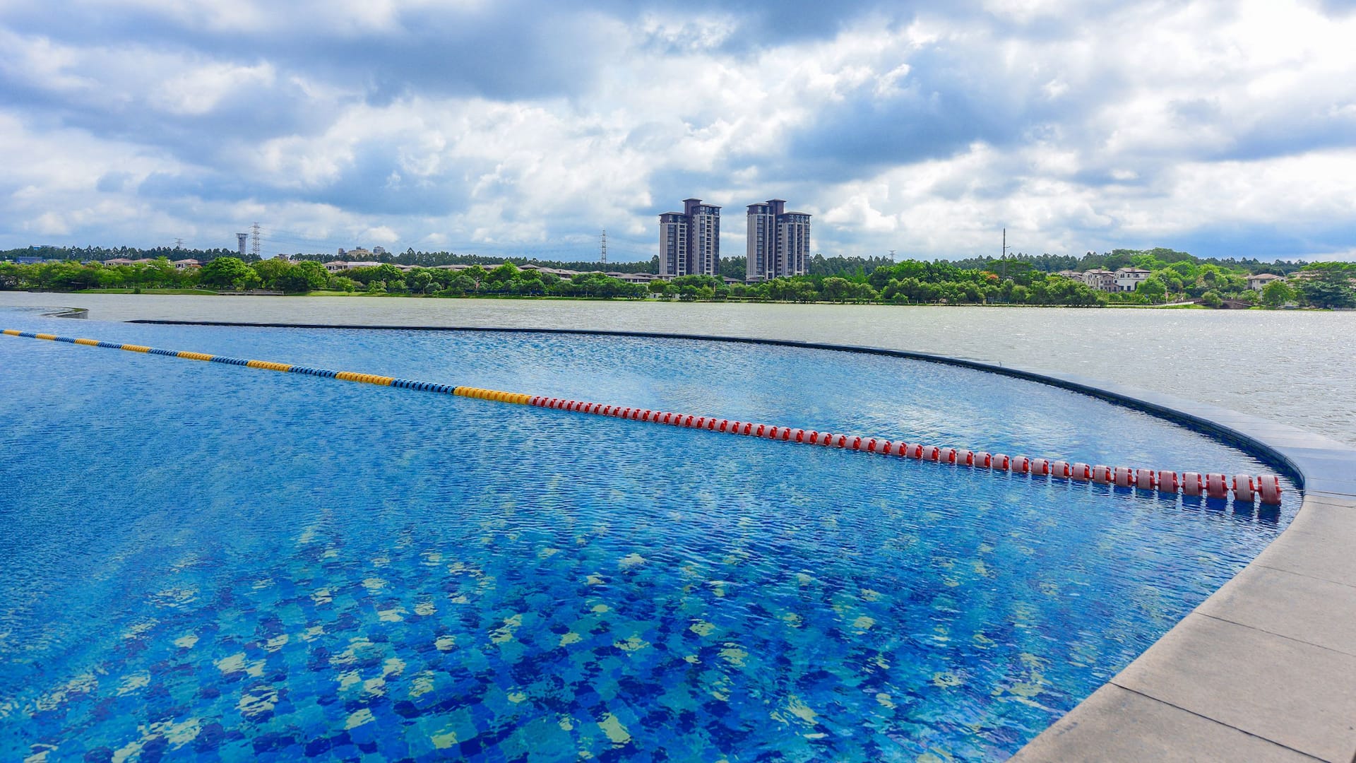 Hyatt Regency Dongguan Swimming pool