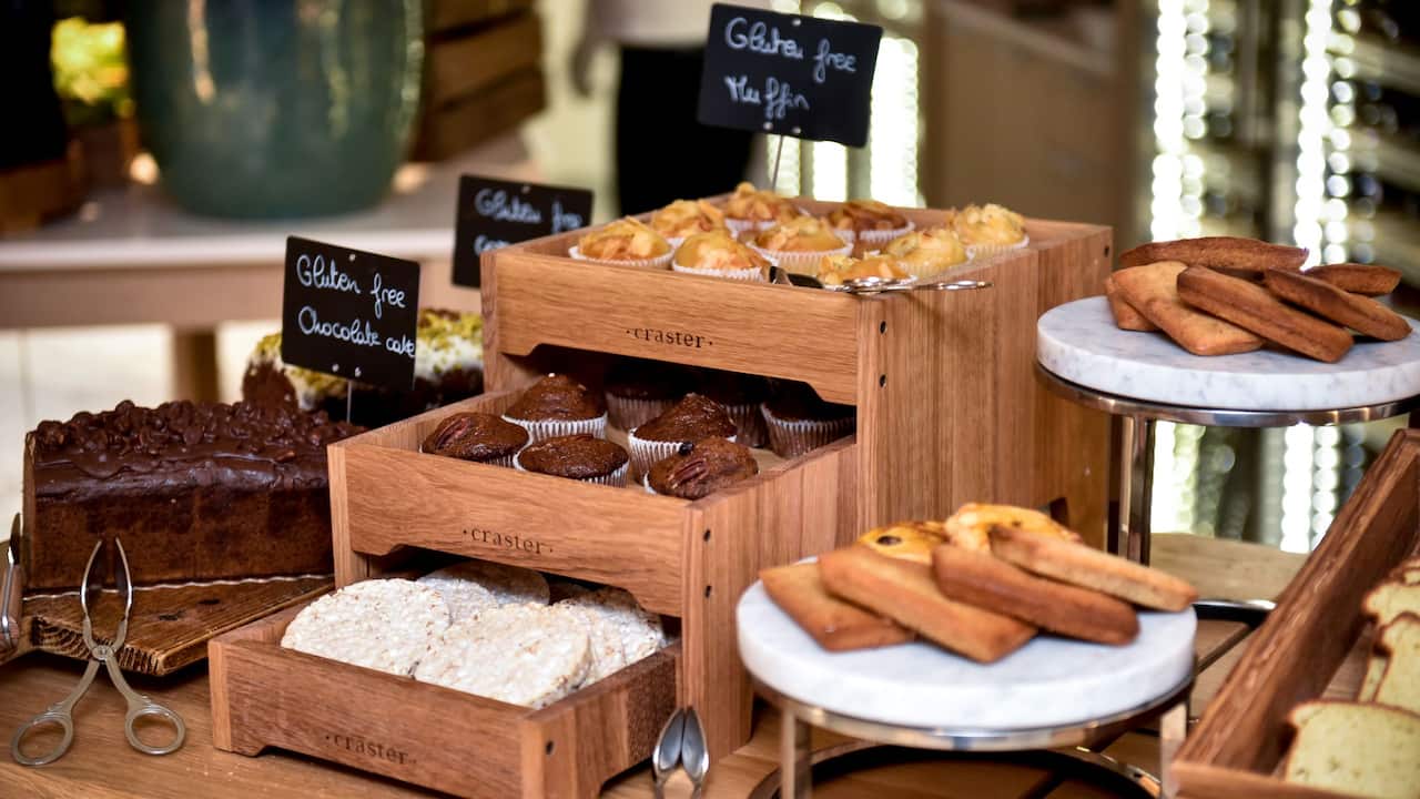 Hyatt-Regency-Paris-Etoile-Breakfast-Gluten-Free-Pastries