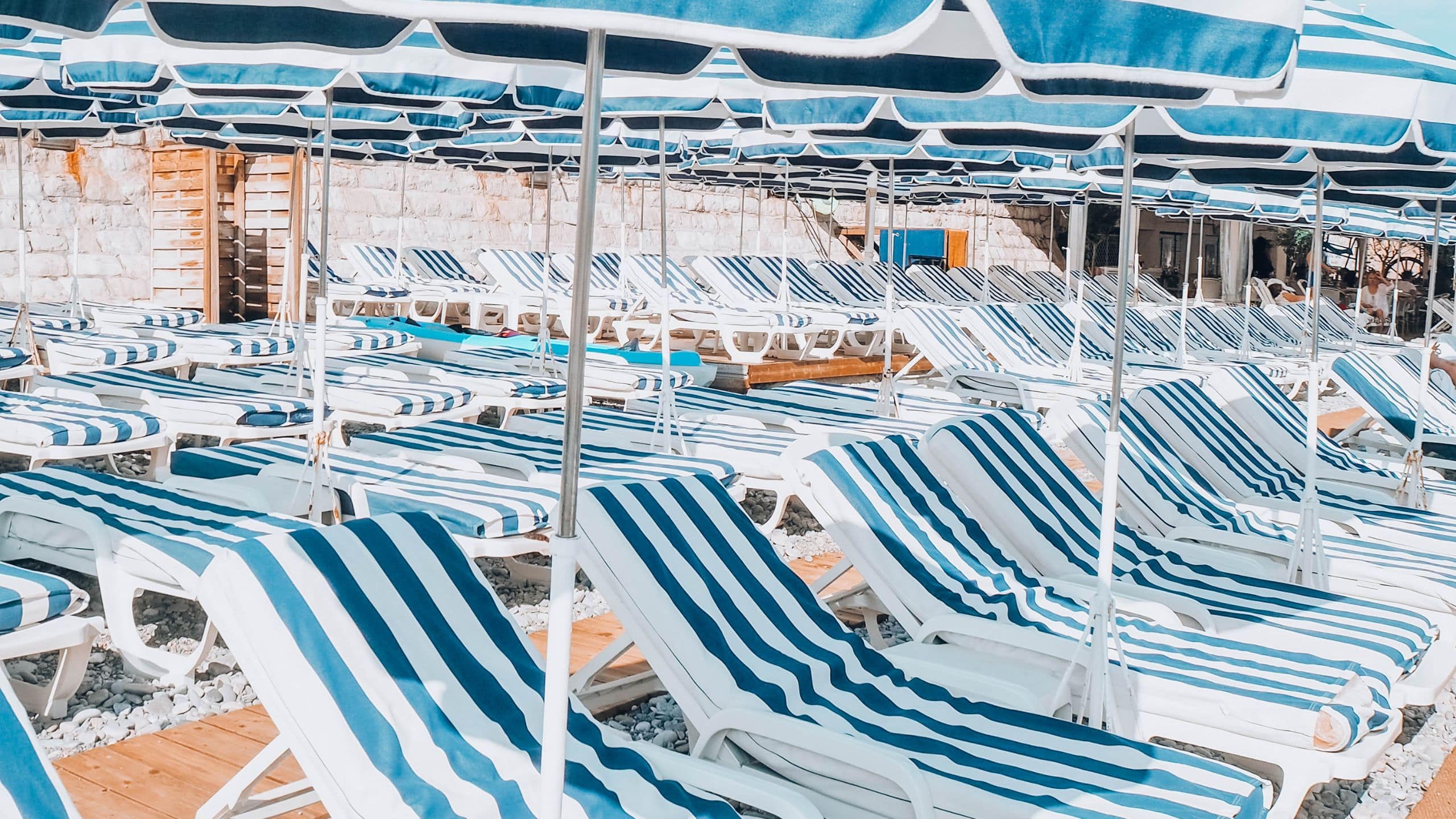 Hyatt Regency Nice Palais de la Méditerranée Beach Time White Blue Sun Beds